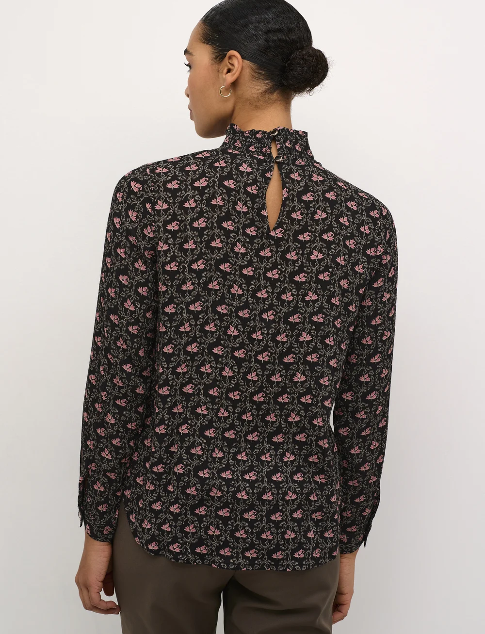 Kaffe - KAamber Smock Blouse Printed - langärmlige blusen - black_rosa flowers - 4