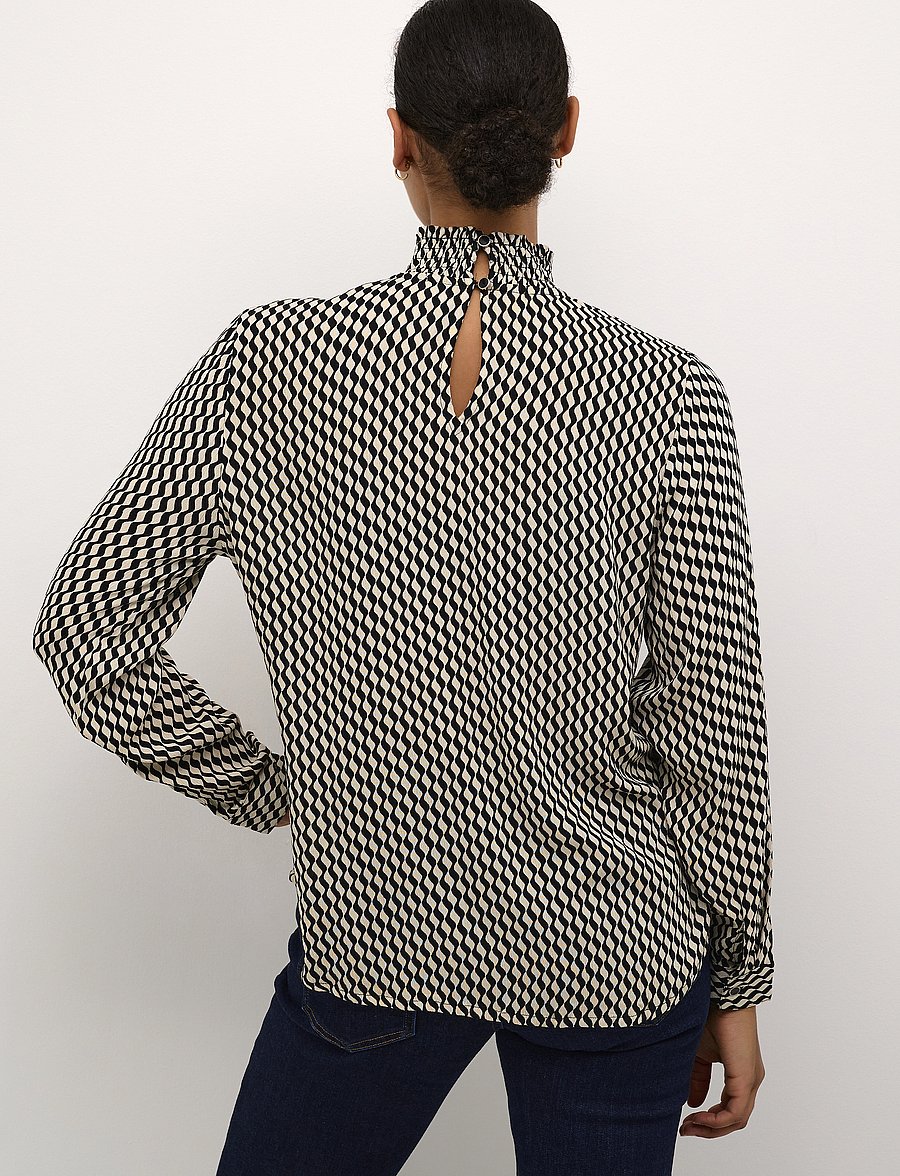 Kaffe - KAamber Smock Blouse Printed - långärmade blusar - black_white wavy print - 4