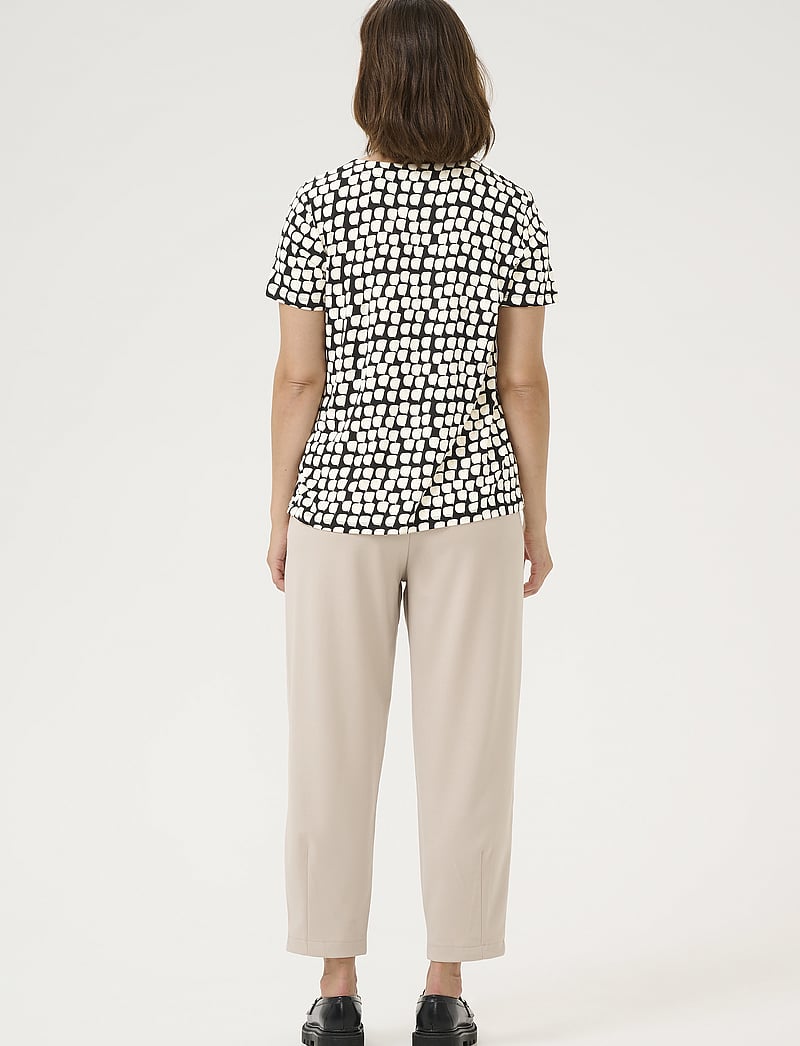 Kaffe - KAbella Jersey T Shirt - lyhythihaiset puserot - black_sand graphic dot - 4