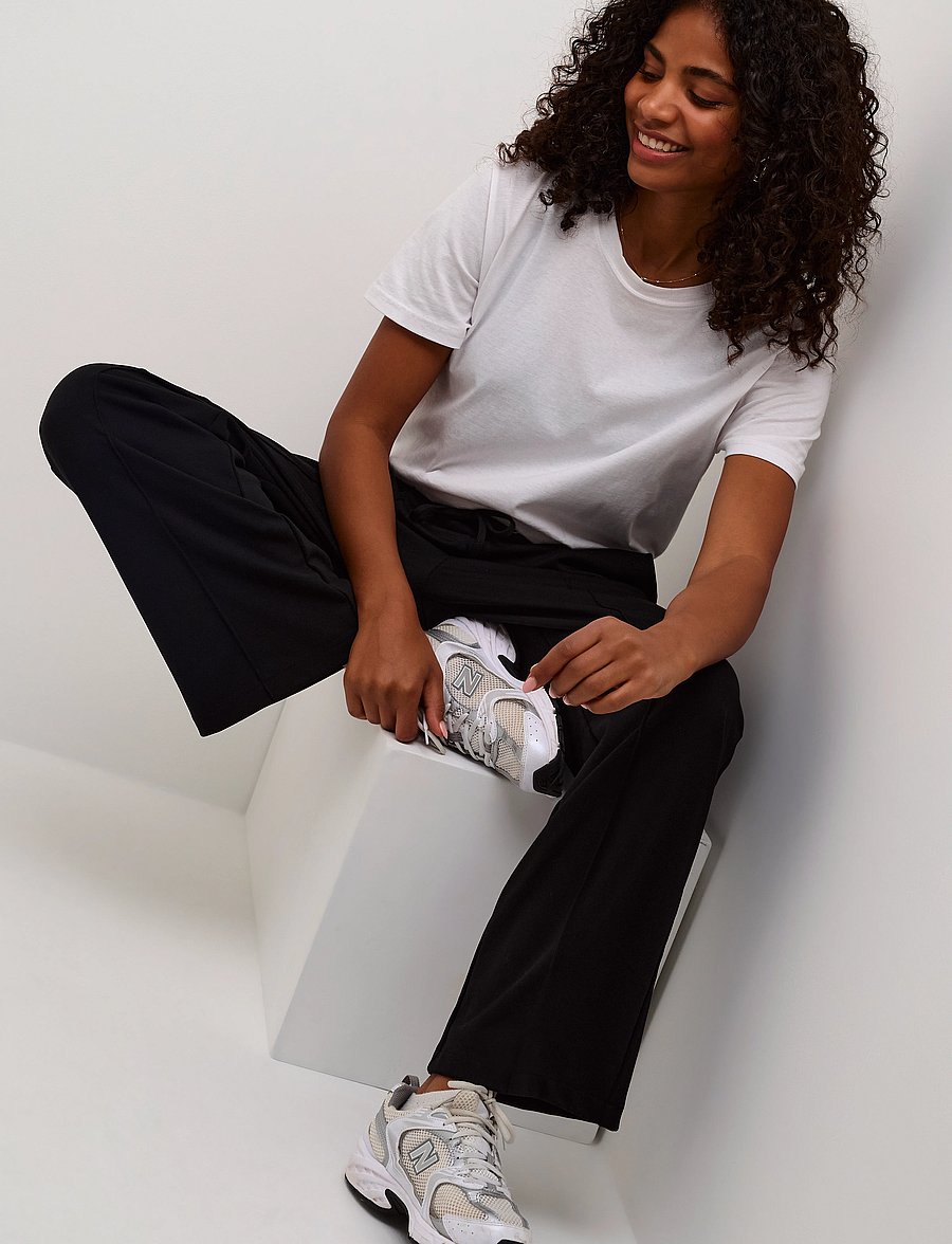Kaffe - KAjenny Straight Pants - arkityyli - black deep - 5