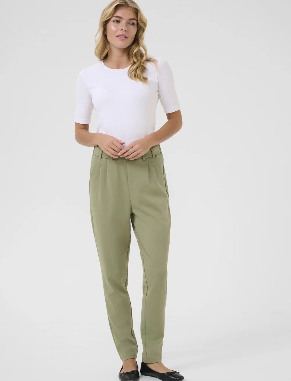 Kaffe - KAjenny Pants - slim fit bukser - oil green - 3