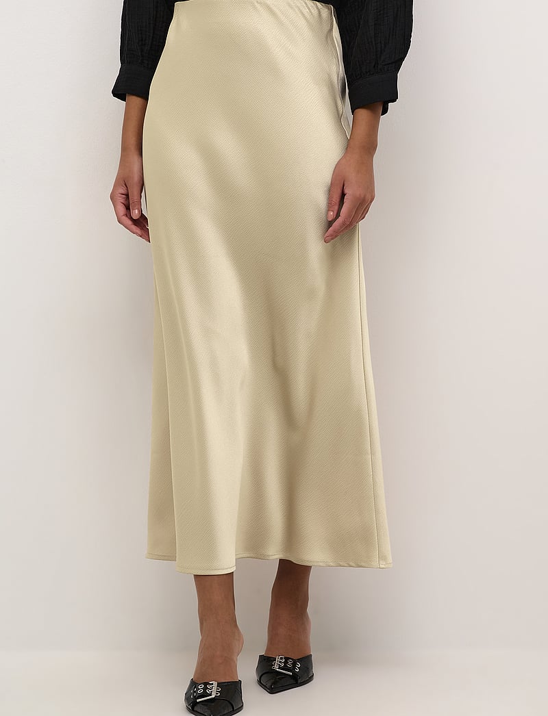 Kaffe - KAlotte Skirt - satinnederdele - feather gray cc. - 0