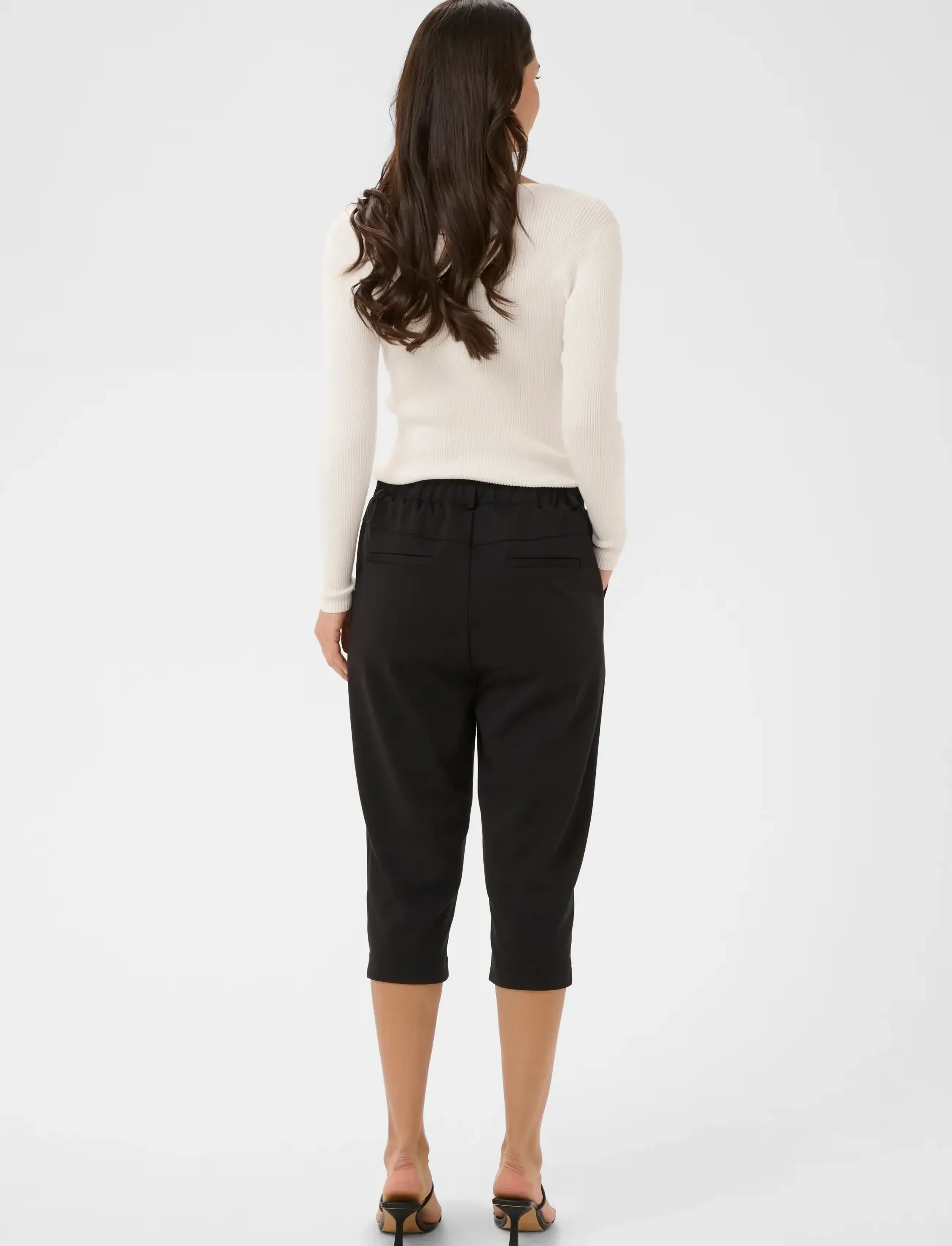 Kaffe - KAjenny Capri Pants - caprihose - black deep - 4