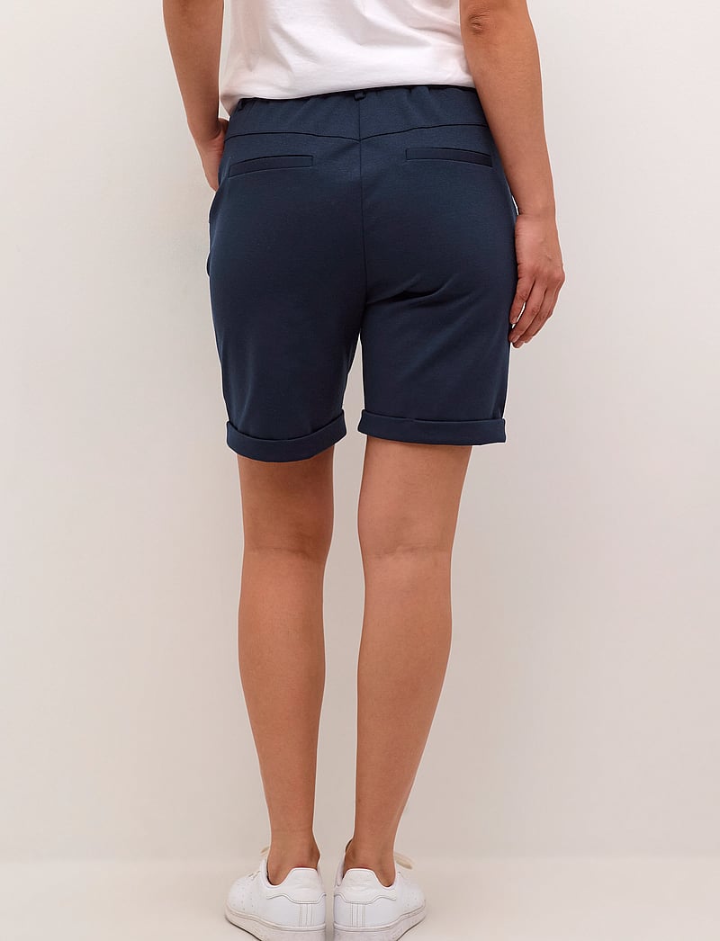 Kaffe - KAjenny Bermuda Shorts - bermuda püksid - midnight marine - 4