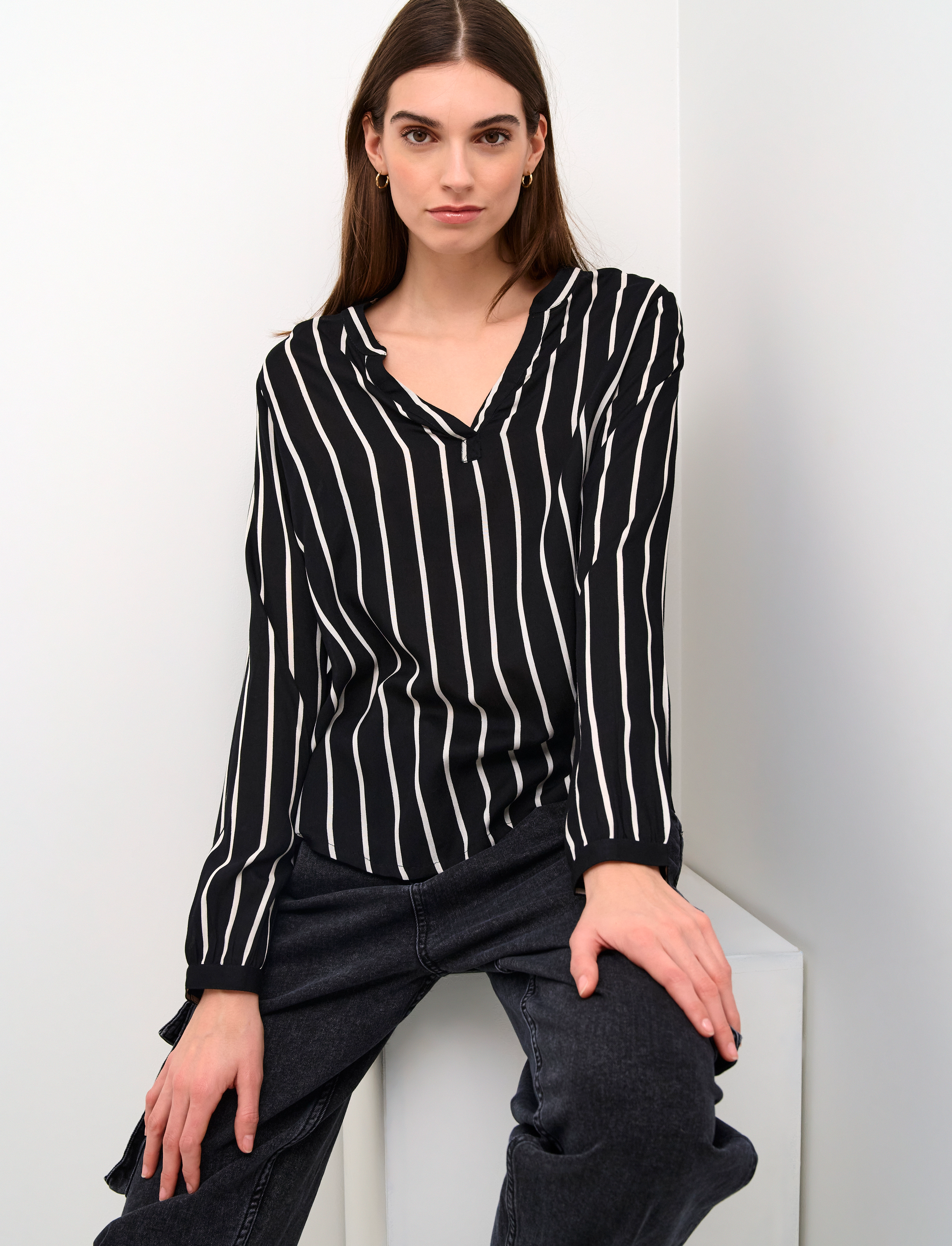 Kaffe - KAbeathe Blouse - långärmade blusar - black/chalk stripe - 5