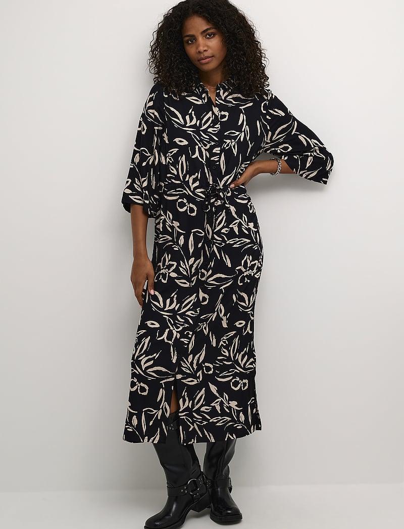 Kaffe - KAforrest Shirt Dress - skjortklänningar - black/sand painted flower - 3