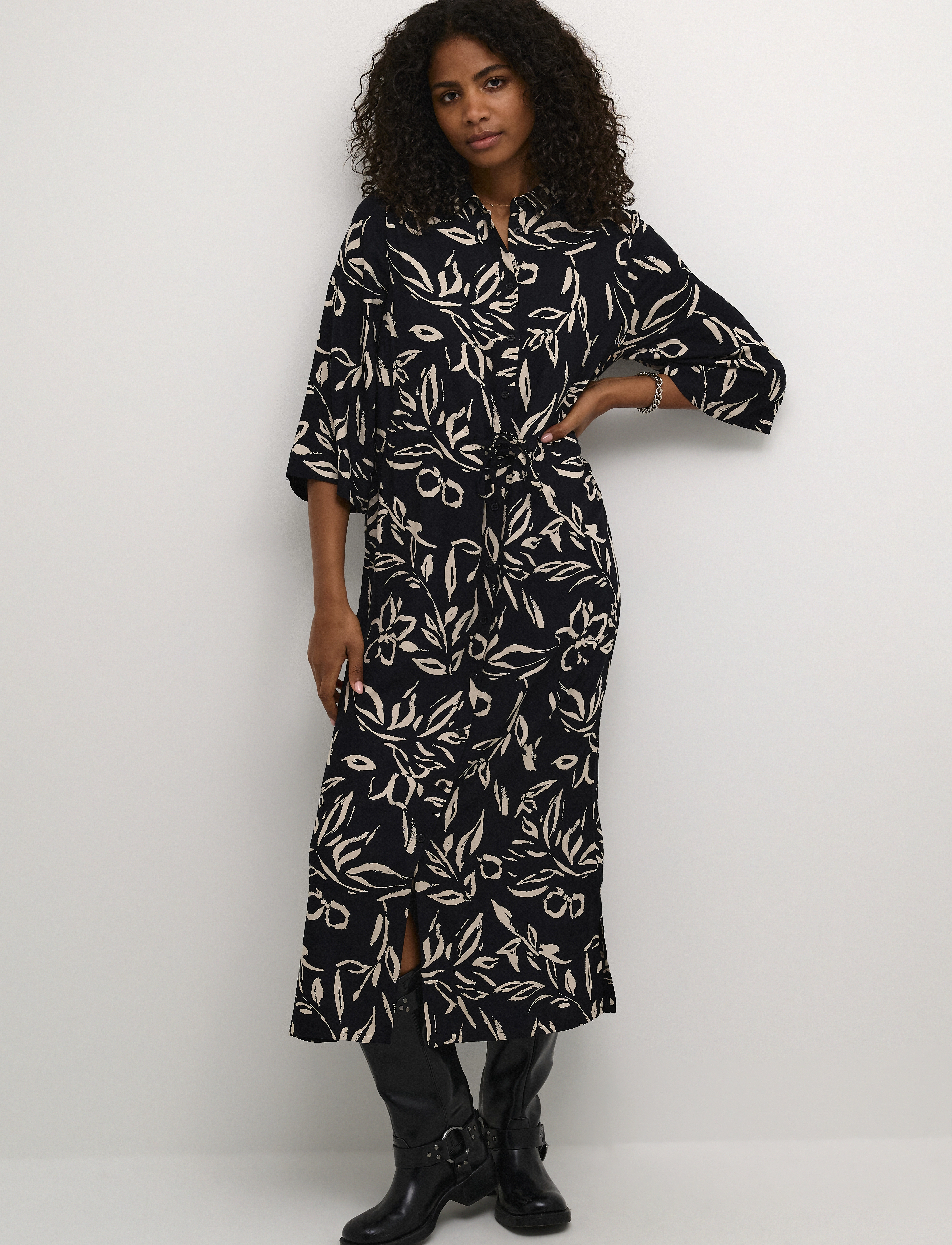 Kaffe - KAforrest Shirt Dress - black/sand painted flower - 3