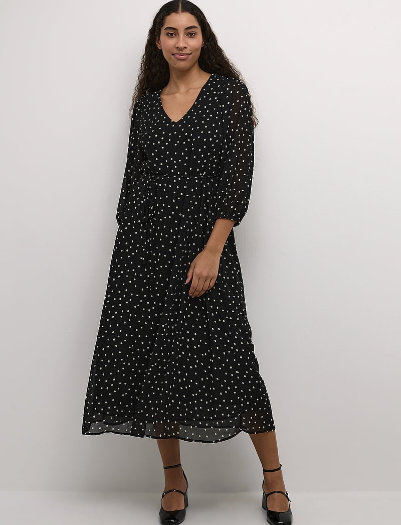 Kaffe - KAsally Dress - midiklänningar - black/white dot - 0