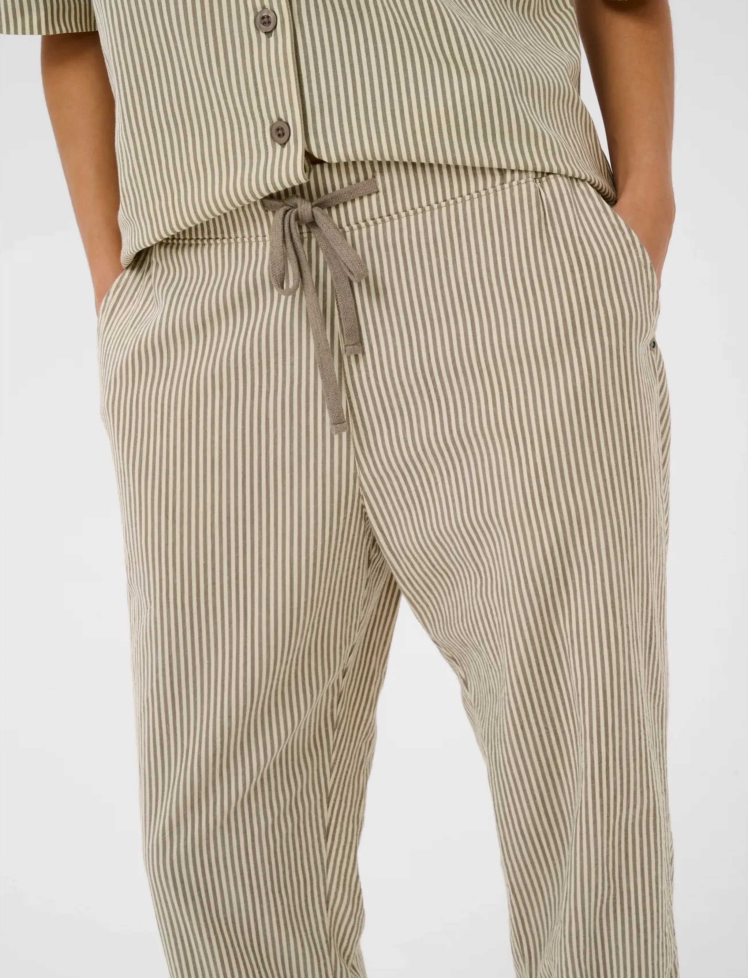 Kaffe - KAnaya Striped Capri Pants - caprihose - brindle / turtledove stripe - 4