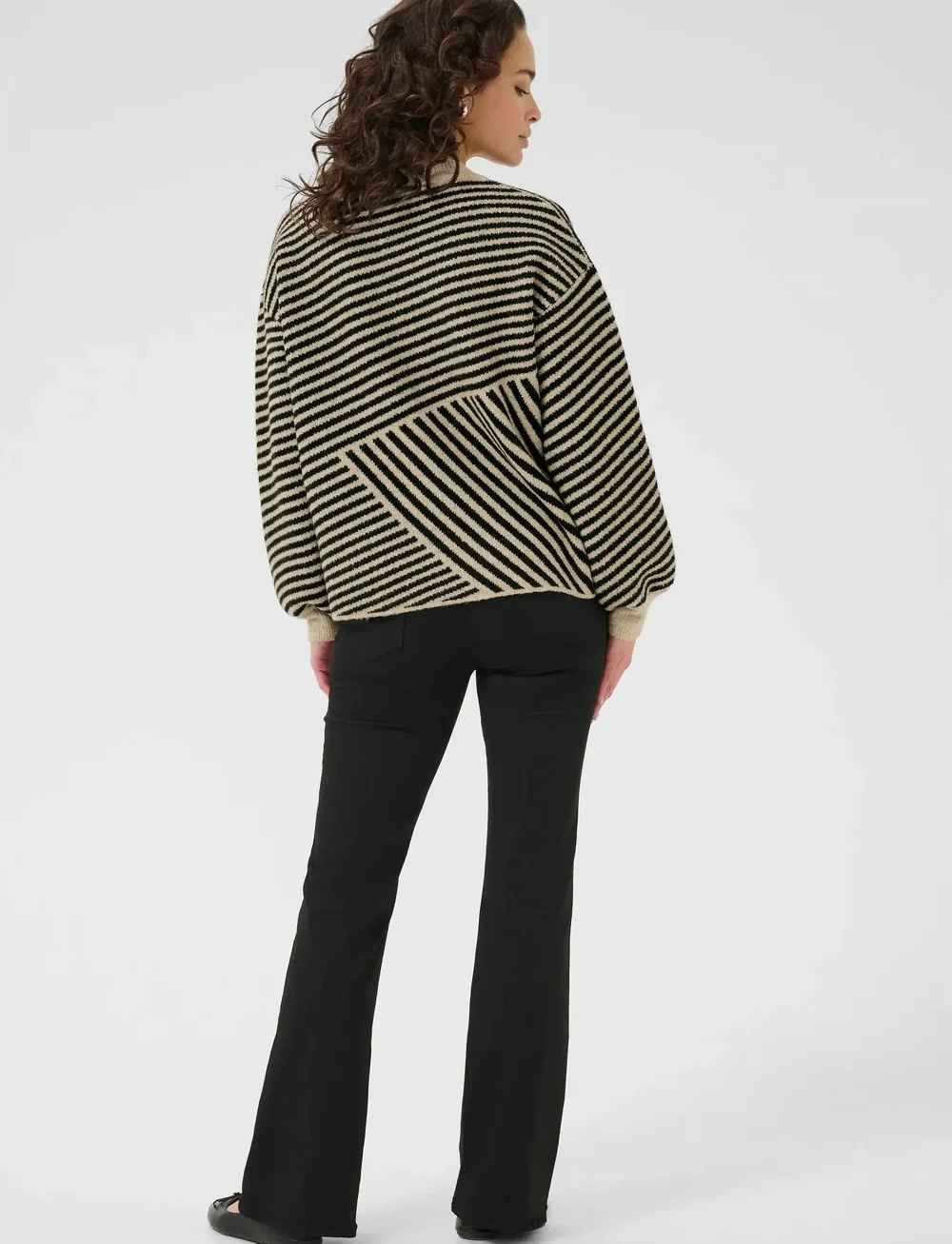 Kaffe - KAverana Knit Pullover - striktrøjer - feather gray melange / black - 4