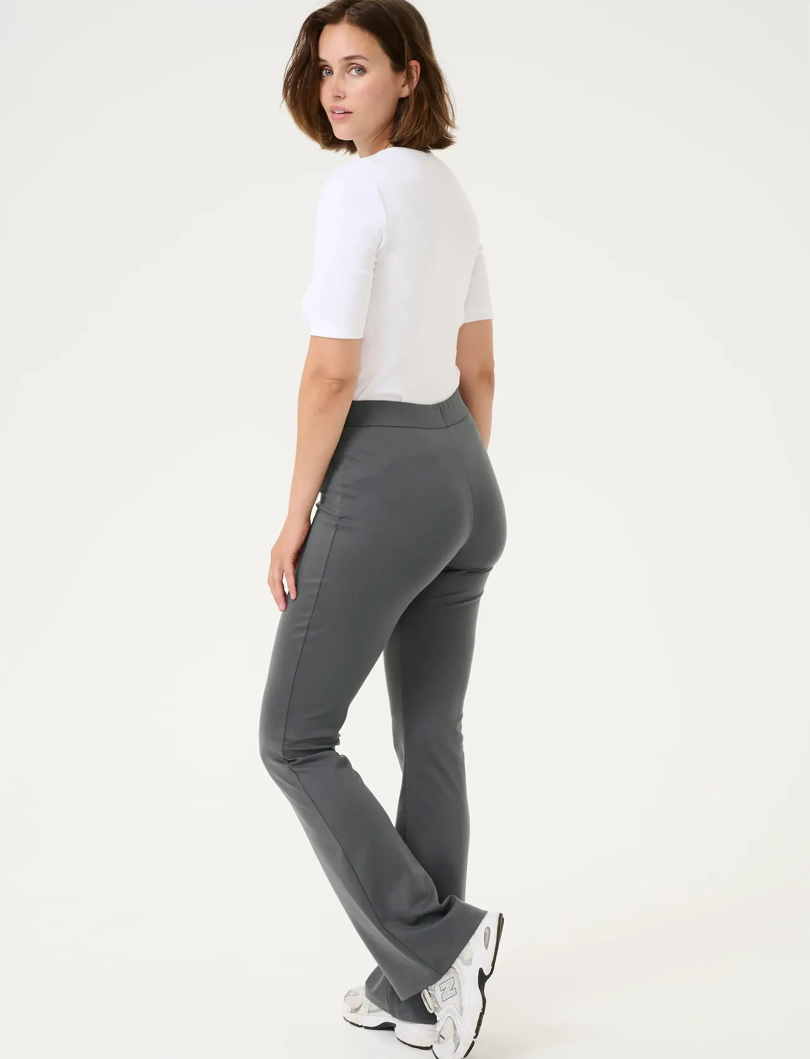 Kaffe - KAjenny Flared Leggings - leggings - black oyster - 4