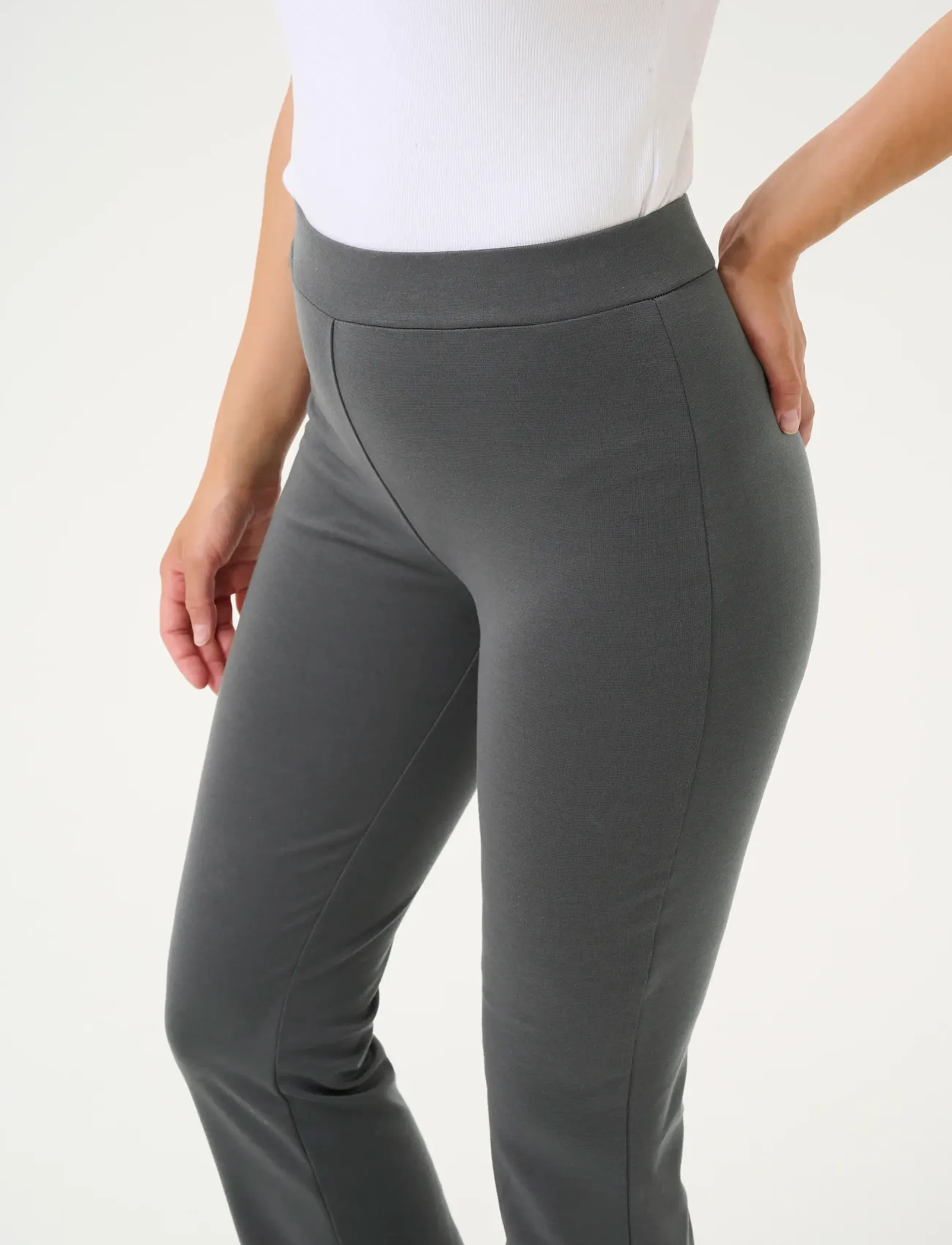 Kaffe - KAjenny Flared Leggings - leggings - black oyster - 5