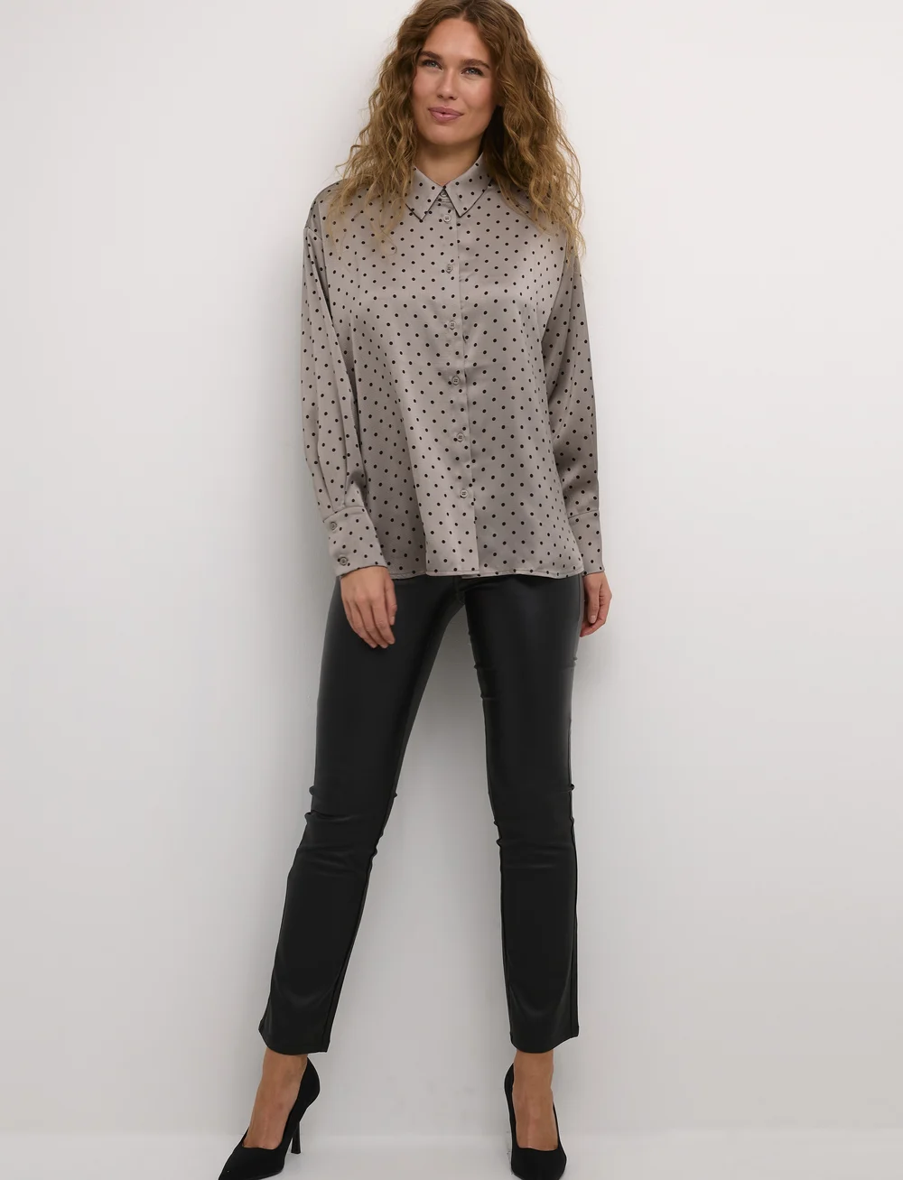 Kaffe - KAdonna Shirt - pikkade varrukatega särgid - steeple gray/black dot - 3