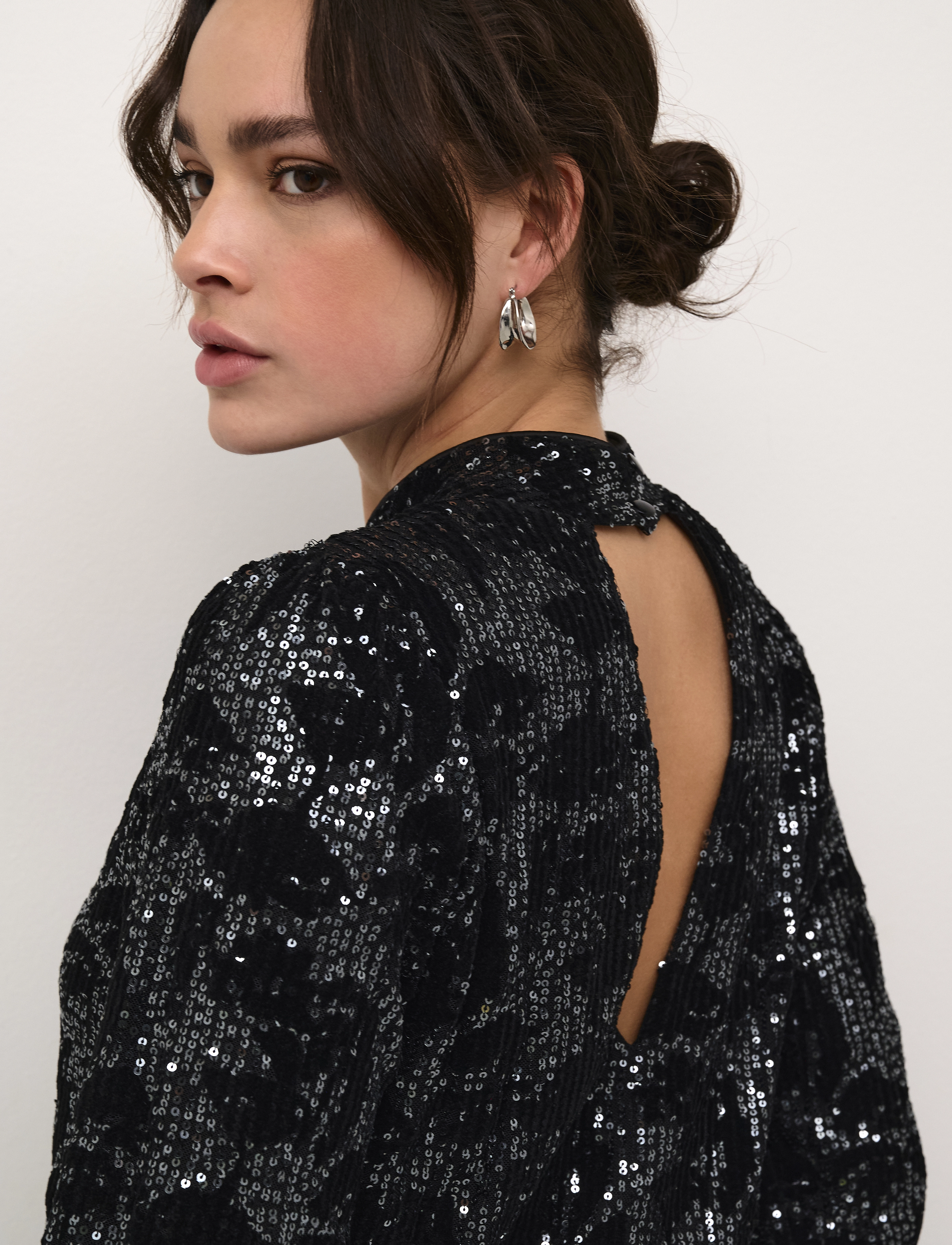 Kaffe - KAgrit Sequin Blouse - langærmede bluser - black/dark silver sequin - 5