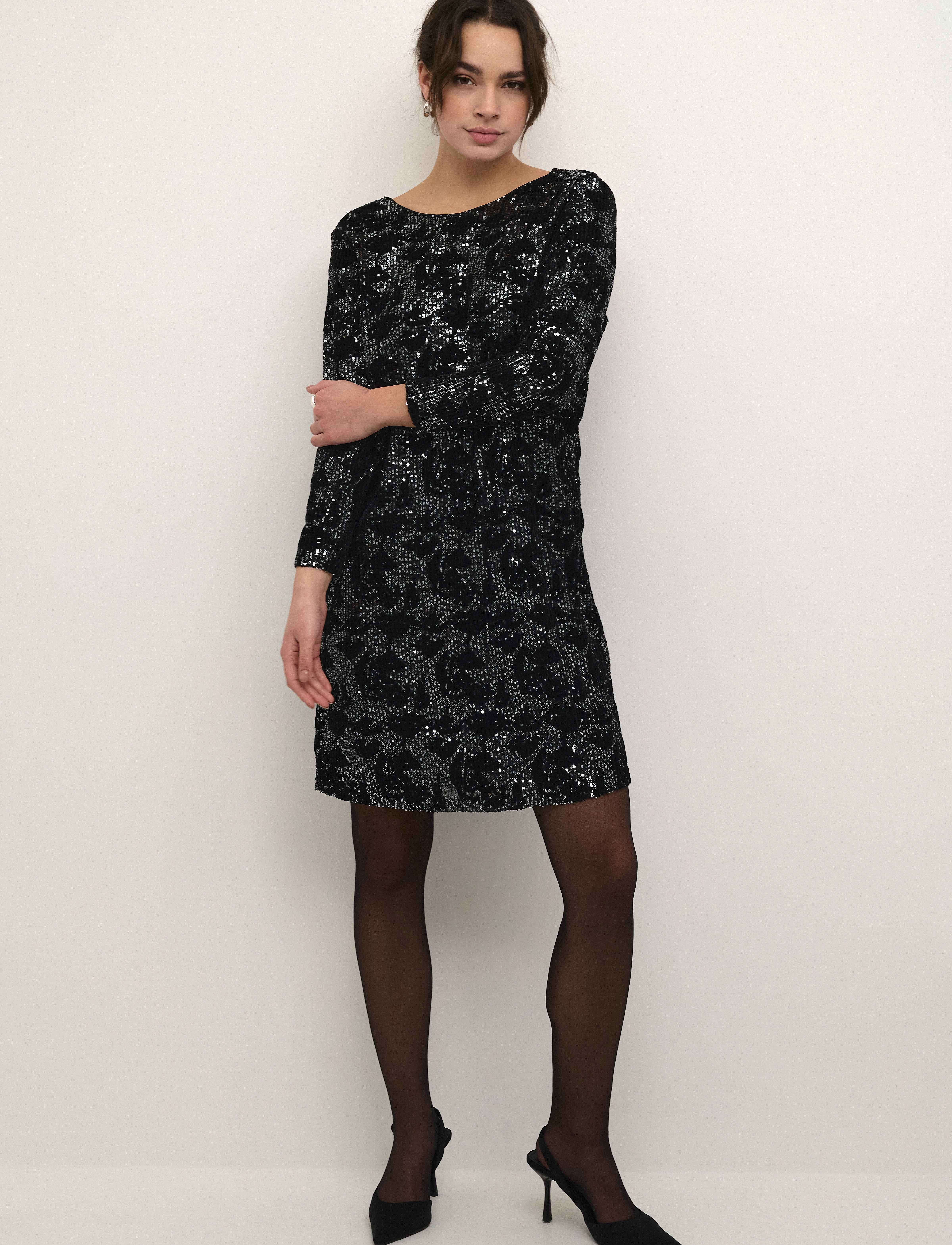 Kaffe - KAgritt Sequin Dress - partykleider - black/dark silver sequin - 3