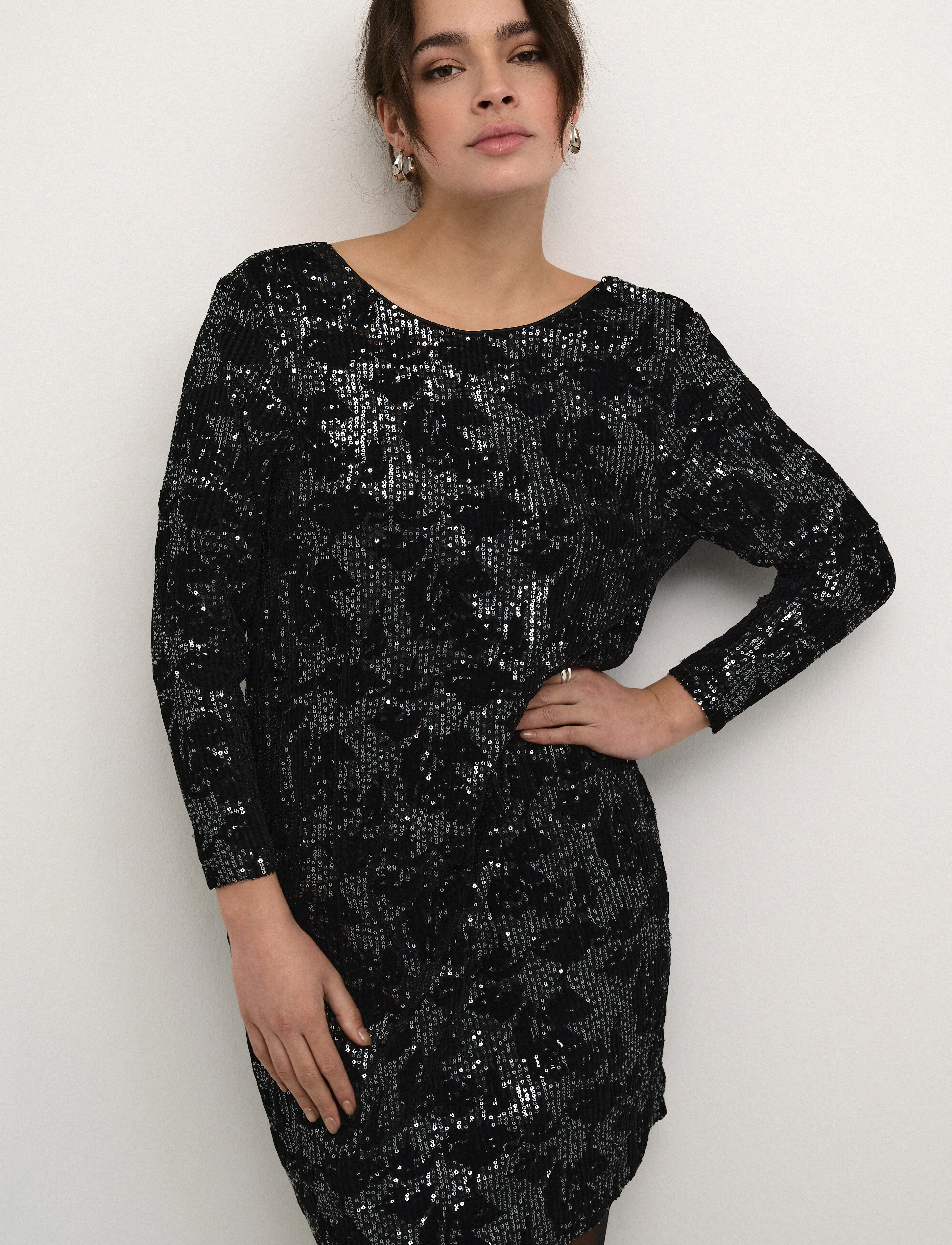Kaffe - KAgritt Sequin Dress - partykleider - black/dark silver sequin - 5