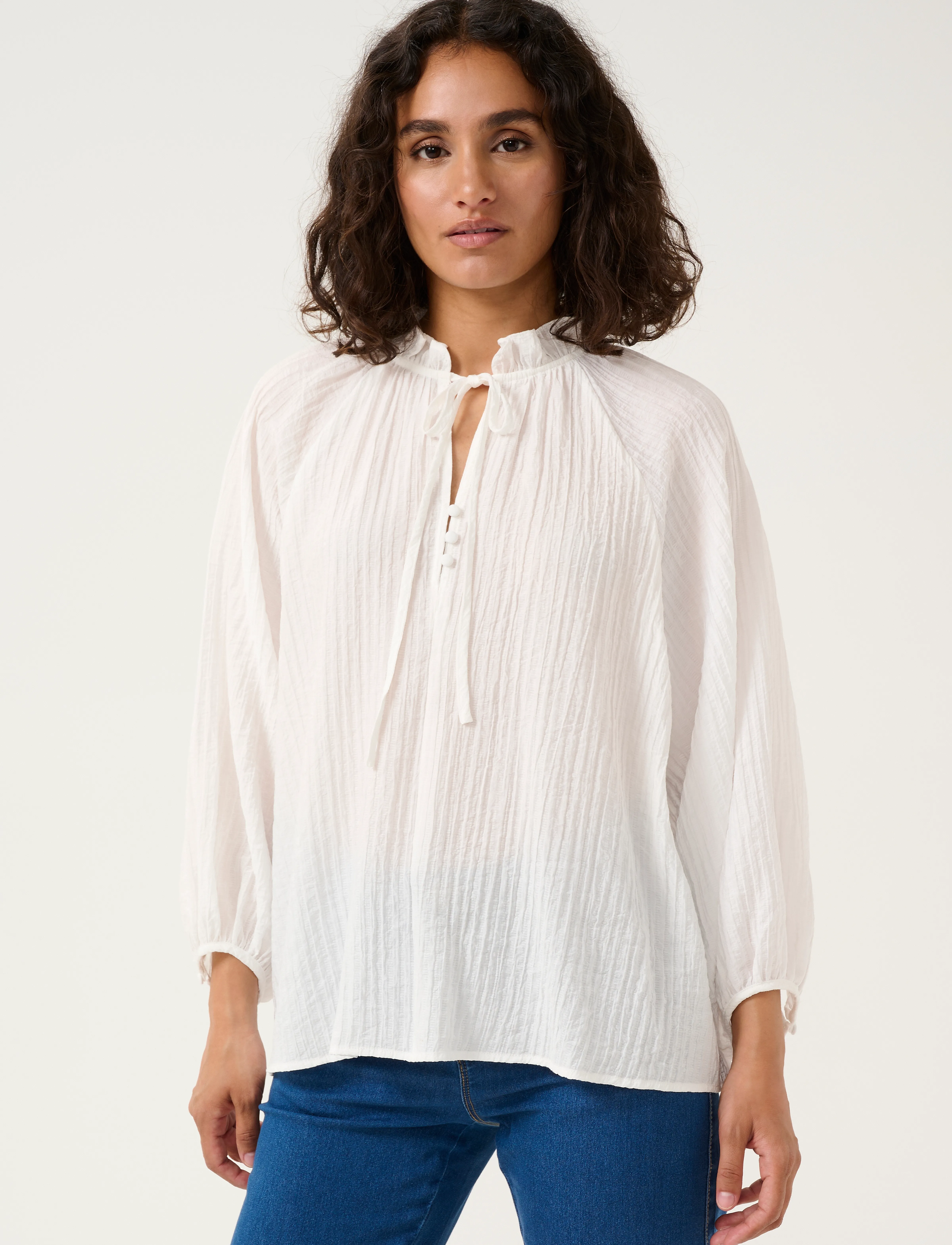 Kaffe Kalianna Blouse, Kvinder, Flæsekrave Bluse, Cream, Str: 38