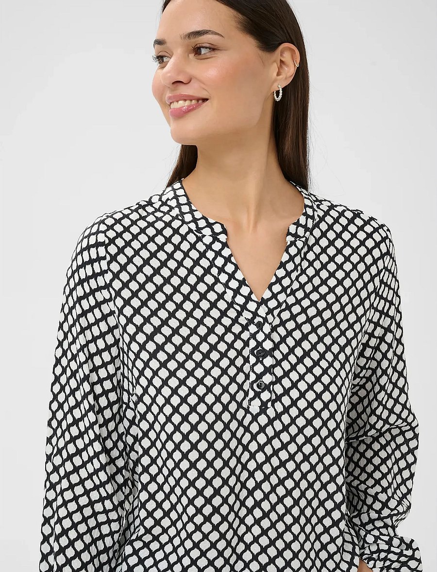 Kaffe - KAmathilde Blose - langärmelige blusen - black/chalk graphic print - 5