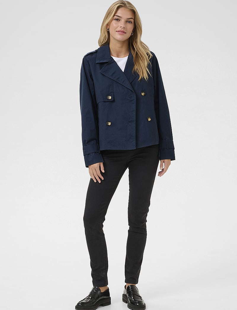 Kaffe - KApatricia Jacket - forårsjakker - midnight marine - 3