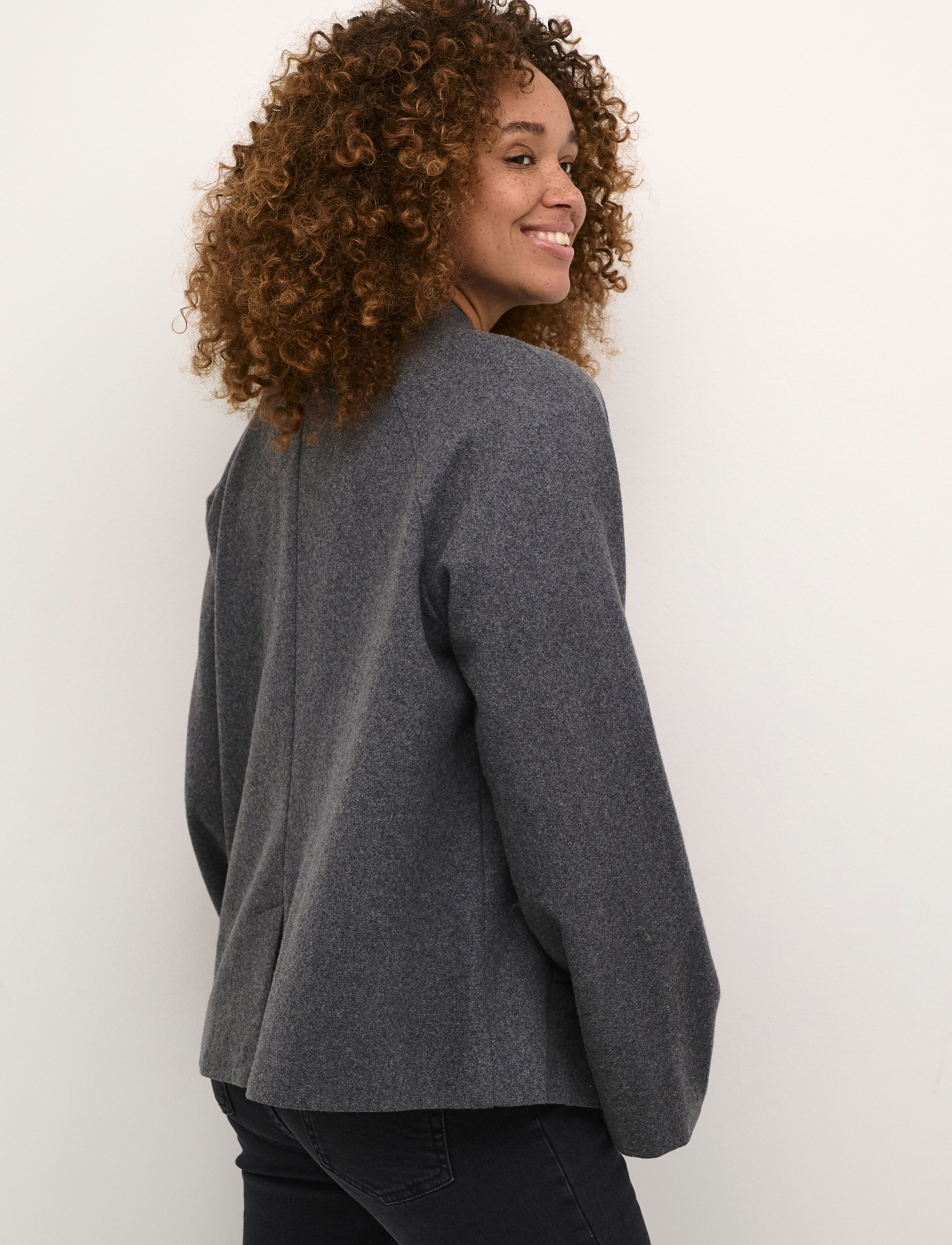 Kaffe - KAfanny Short Jacket - yttertøy - grey melange - 4