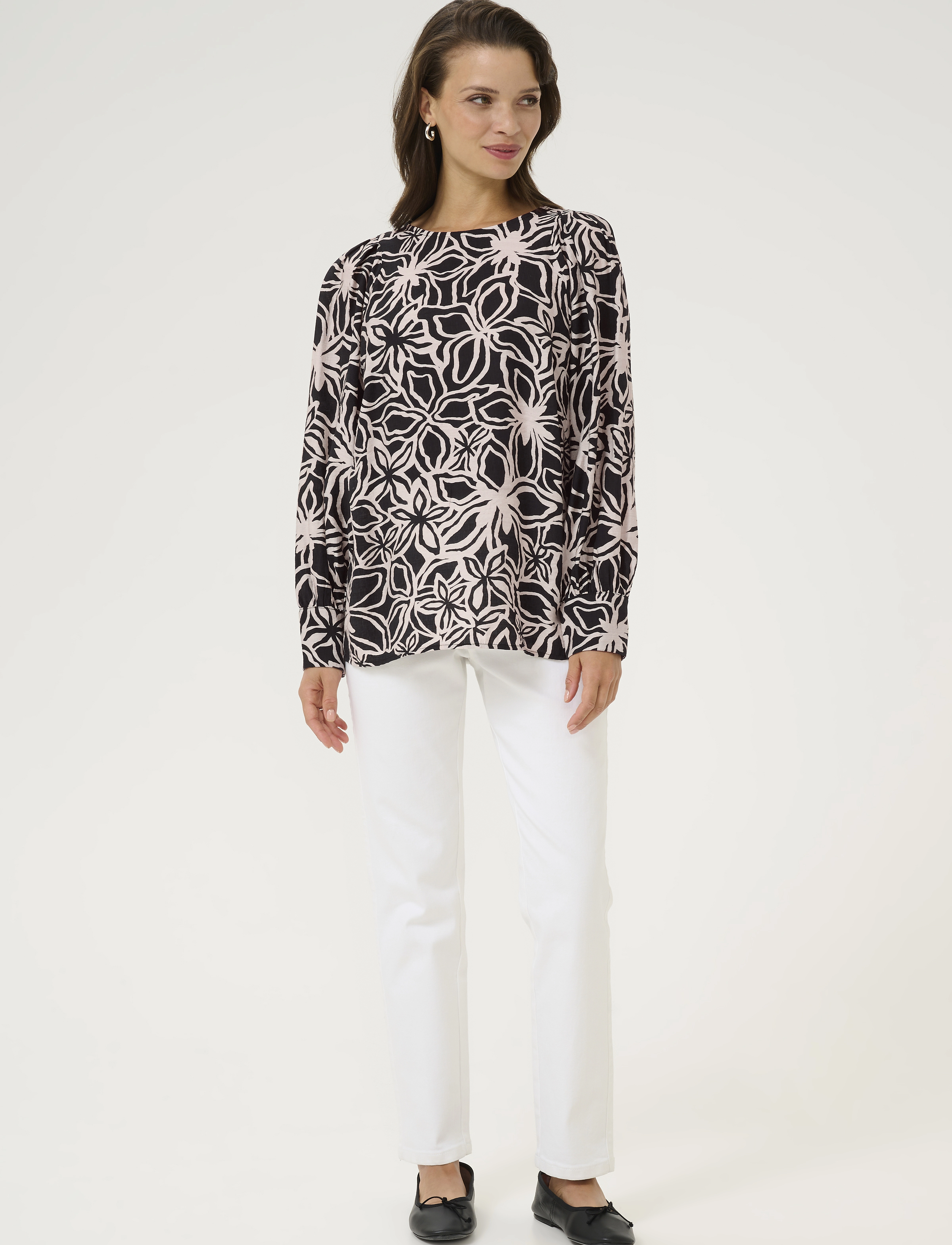 Kaffe - KAhannah Blouse - pitkähihaiset puserot - black / light beige flower - 3