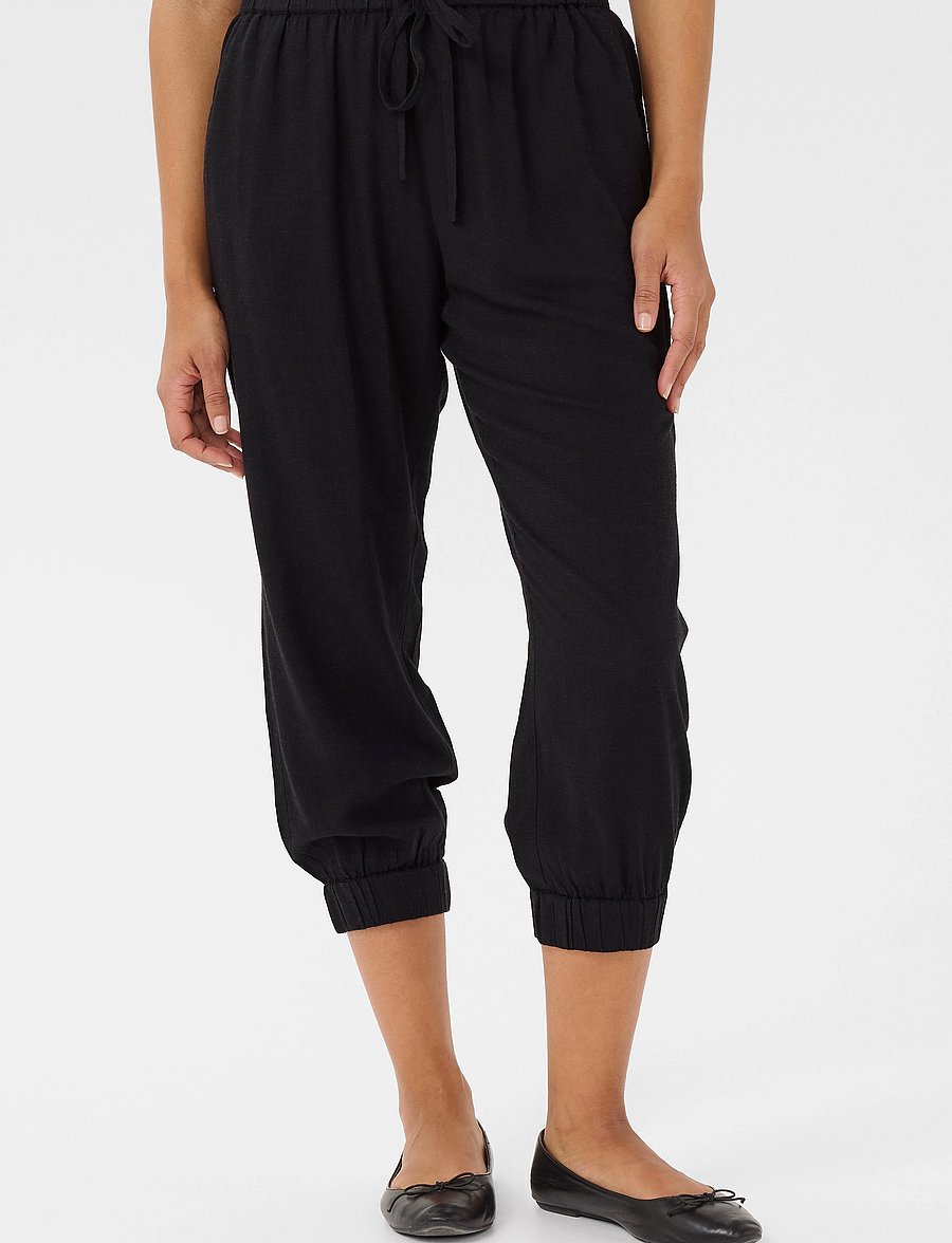 Kaffe - KAmilia Capri Pants - leinenhosen - black deep - 0
