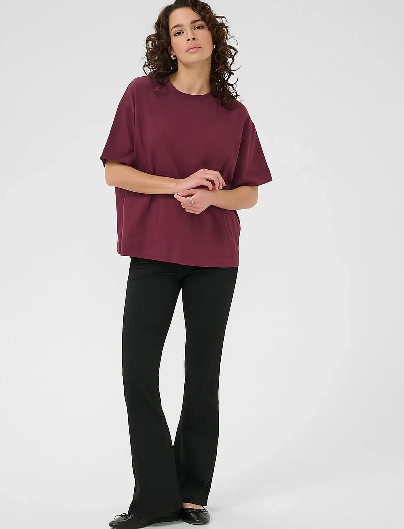 Kaffe - KAtomina T-Shirt - t-shirts - windsor wine - 3