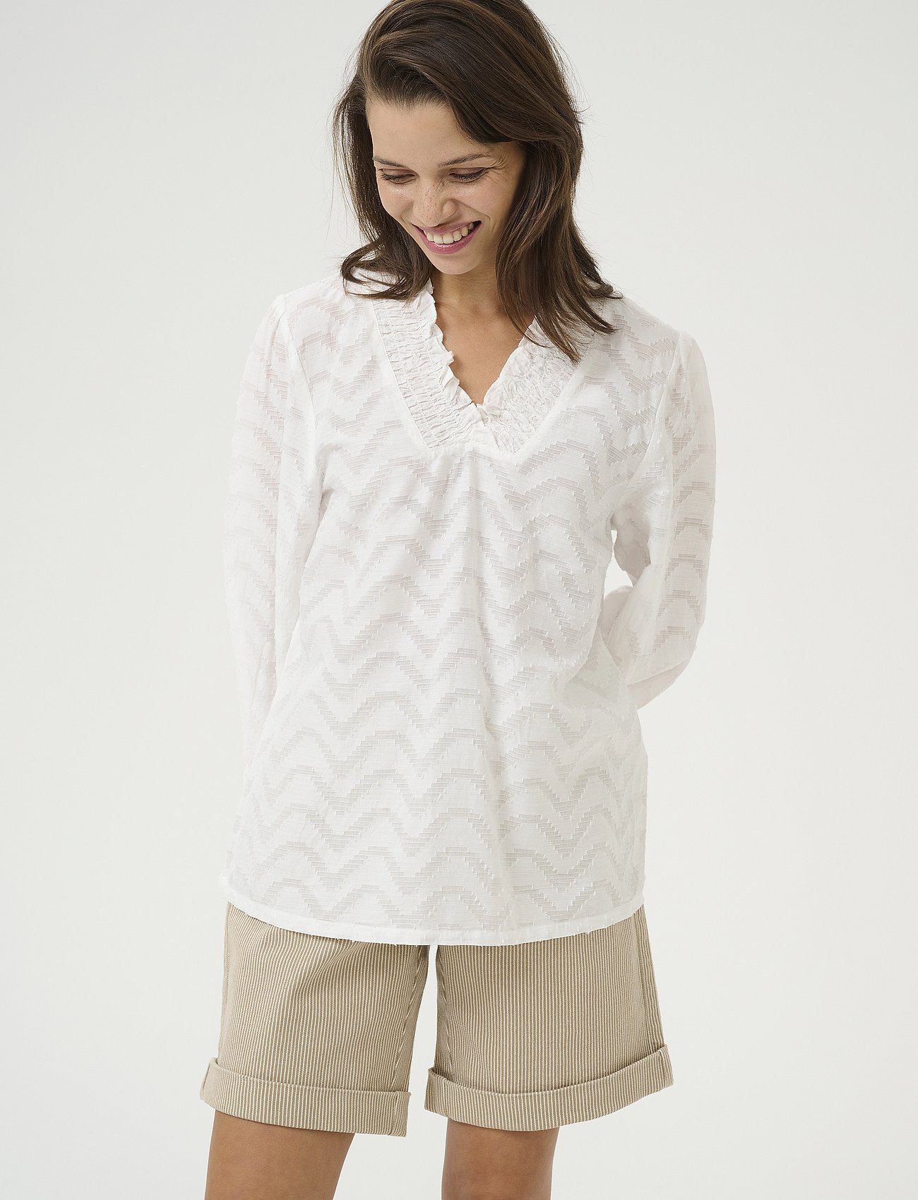 KAvictoria Blouse - CHALK