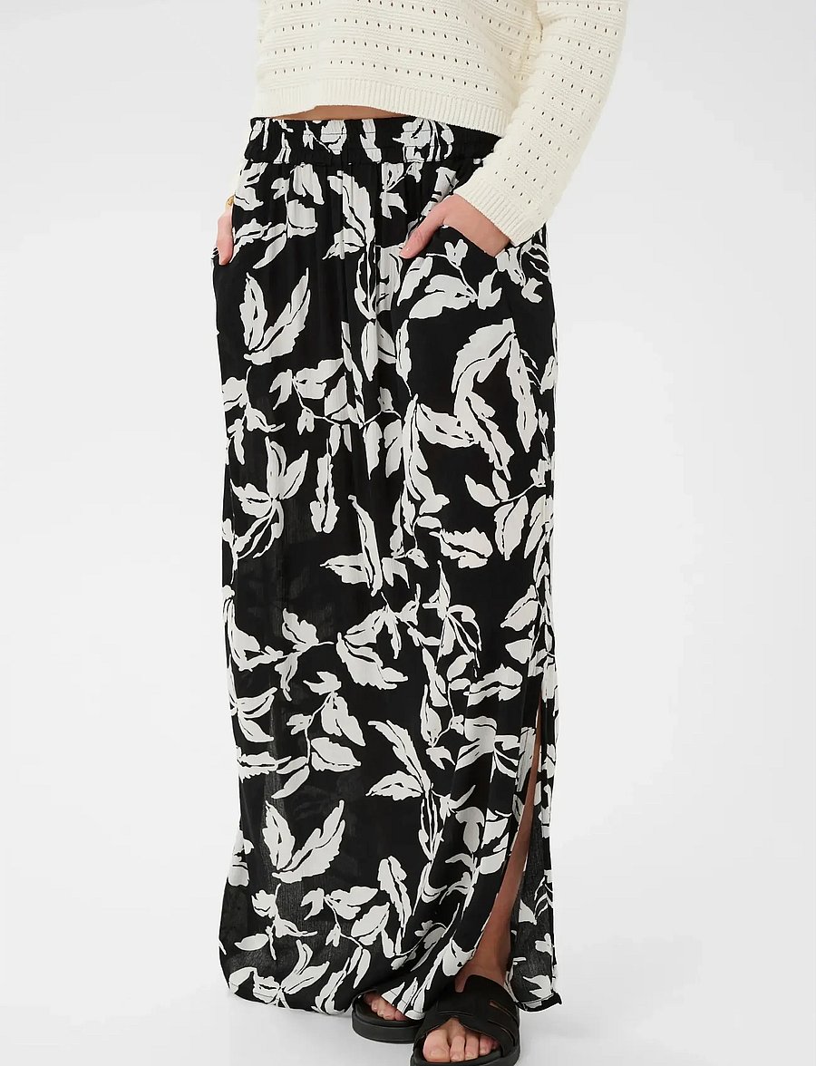 Kaffe - KAedita Amber Skirt - maxi röcke - black chalk leaves - 0