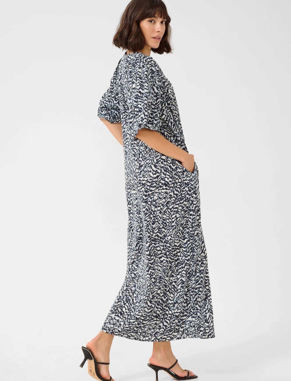 Kaffe - KAruffalo Dress - kesämekot - blue / white graphic print - 3
