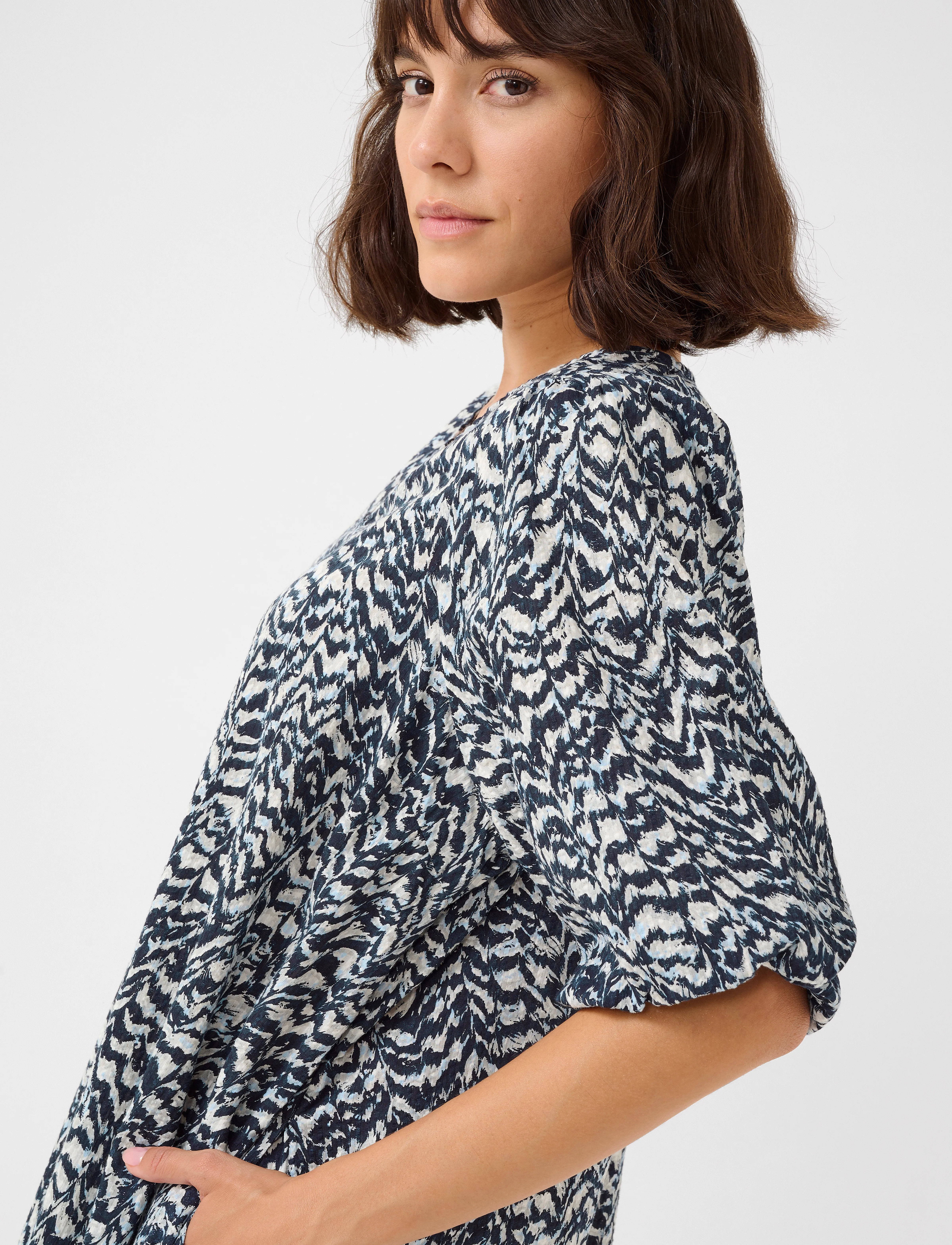 Kaffe - KAruffalo Dress - maxi dresses - blue / white graphic print - 4