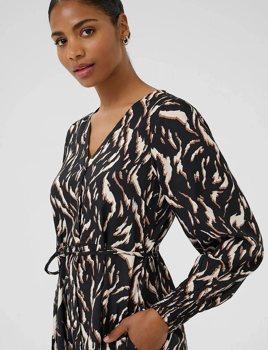 Kaffe - KAmille Dress - hemdkleider - black/brown graphic animal - 5