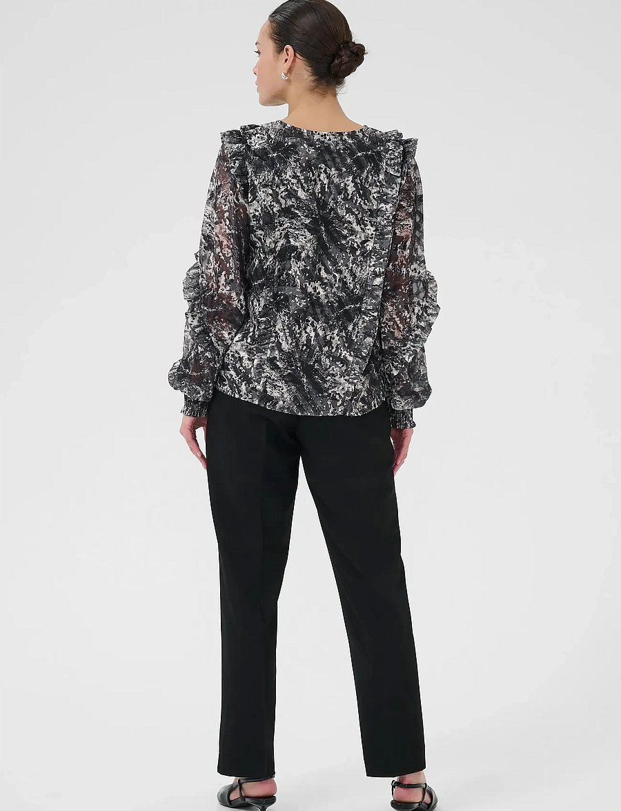 Kaffe - KAalica Blouse - long sleeved blouses - black/grey abstract graphic - 4