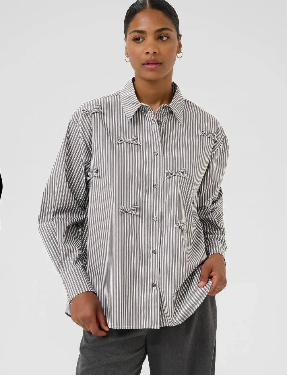 Kaffe - KAmarianne Shirt - langermede skjorter - grey/white stripe - 0