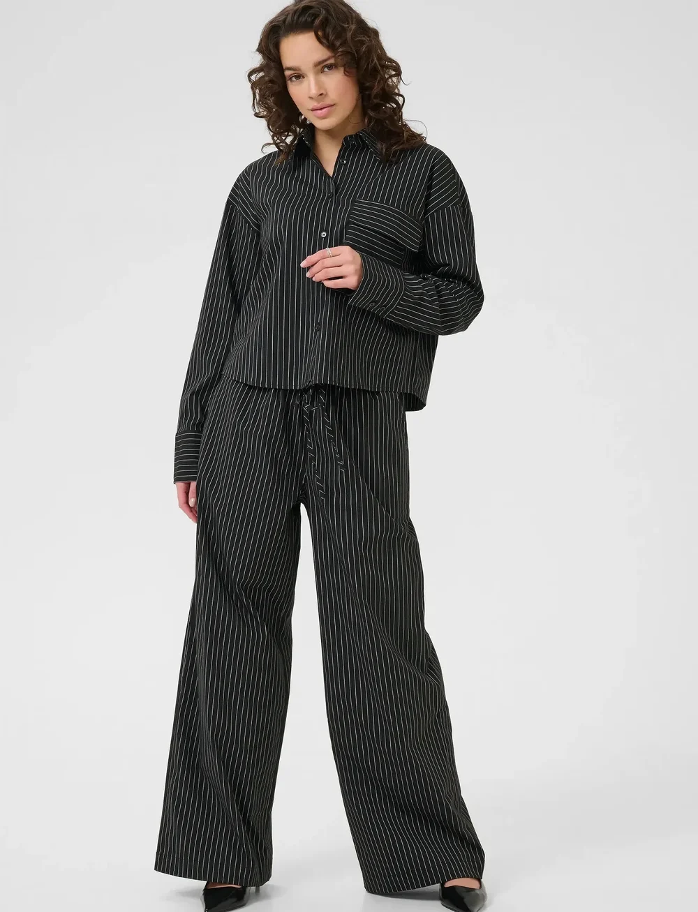 Kaffe - KAeliana Shirt - langærmede skjorter - black / chalk pinstripe - 3