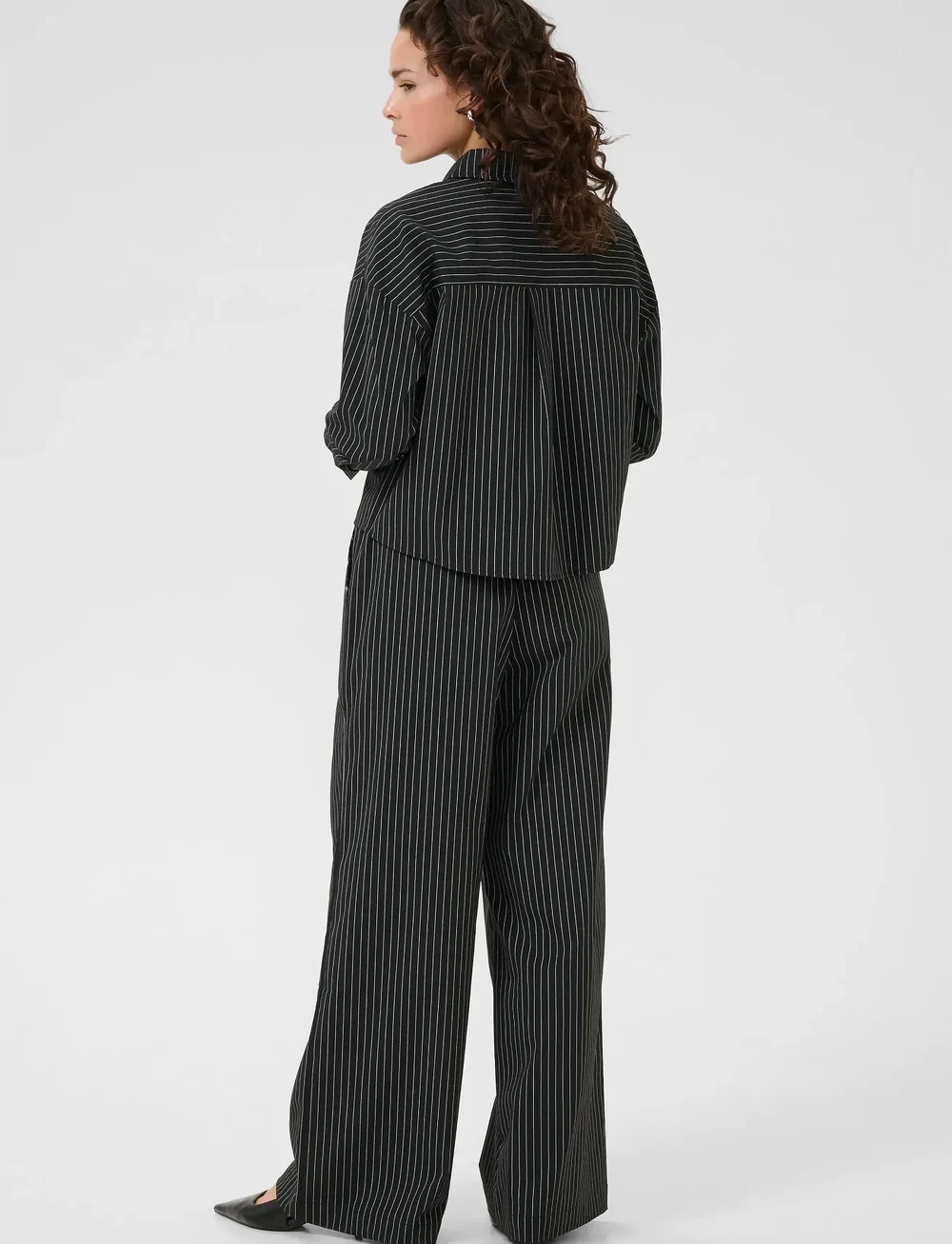 Kaffe - KAeliana Shirt - langærmede skjorter - black / chalk pinstripe - 4