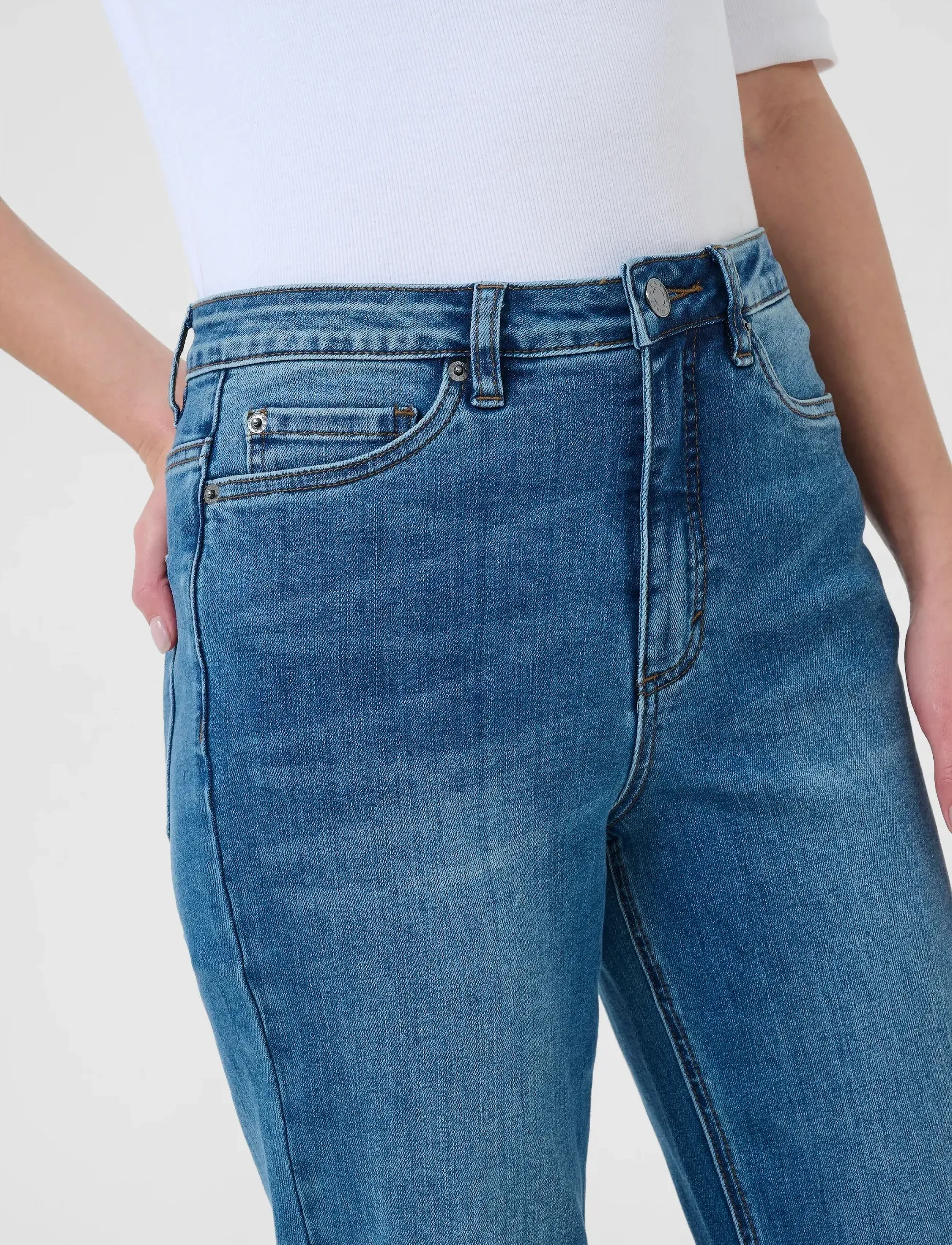 Kaffe - KAforest HW 1Slim Fit Jeans - dzwony dżinsy - medium blue denim - 5
