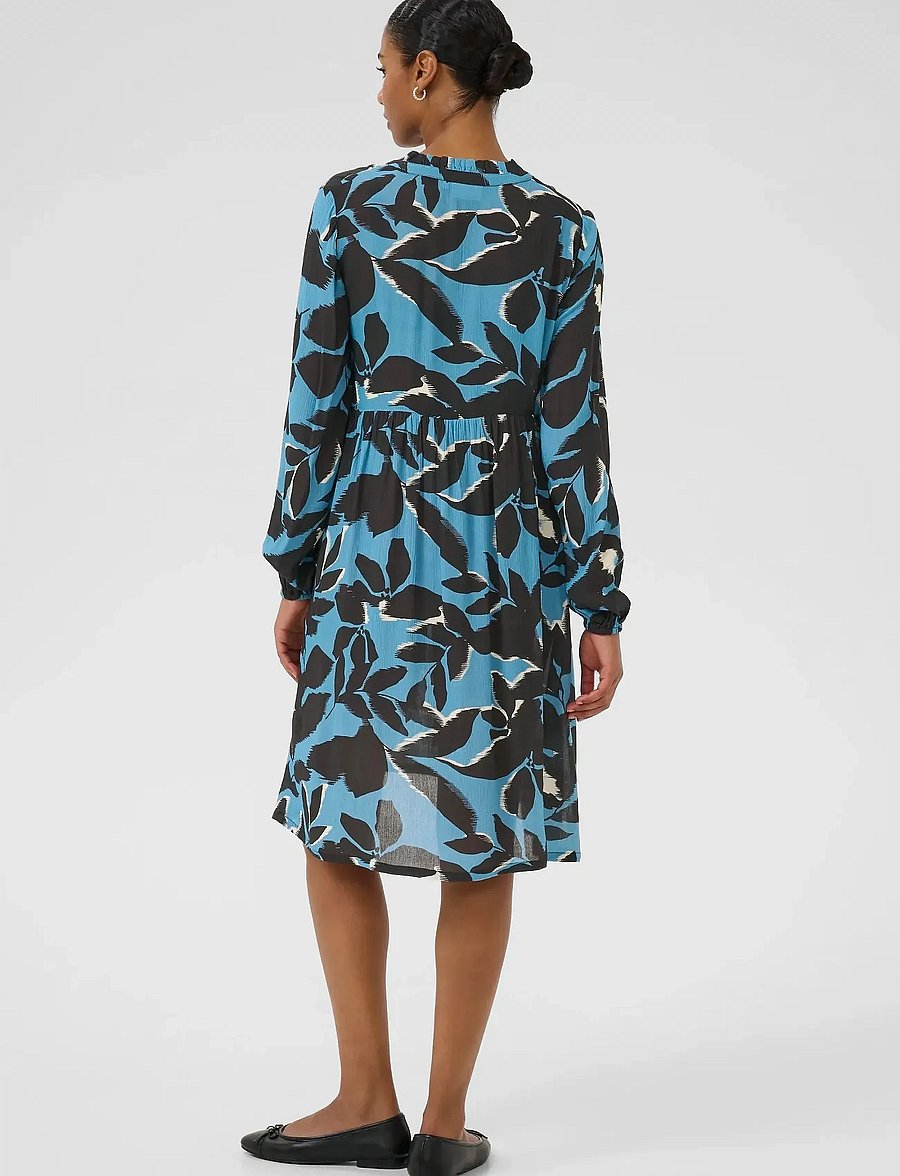 Kaffe - KAlisette Amber Dress - hemdkleider - windward blue/black flower - 4