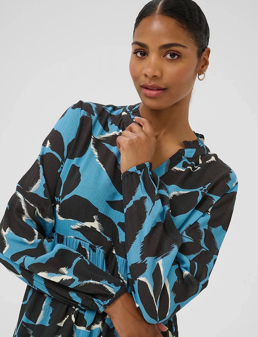 Kaffe - KAlisette Amber Dress - hemdkleider - windward blue/black flower - 5
