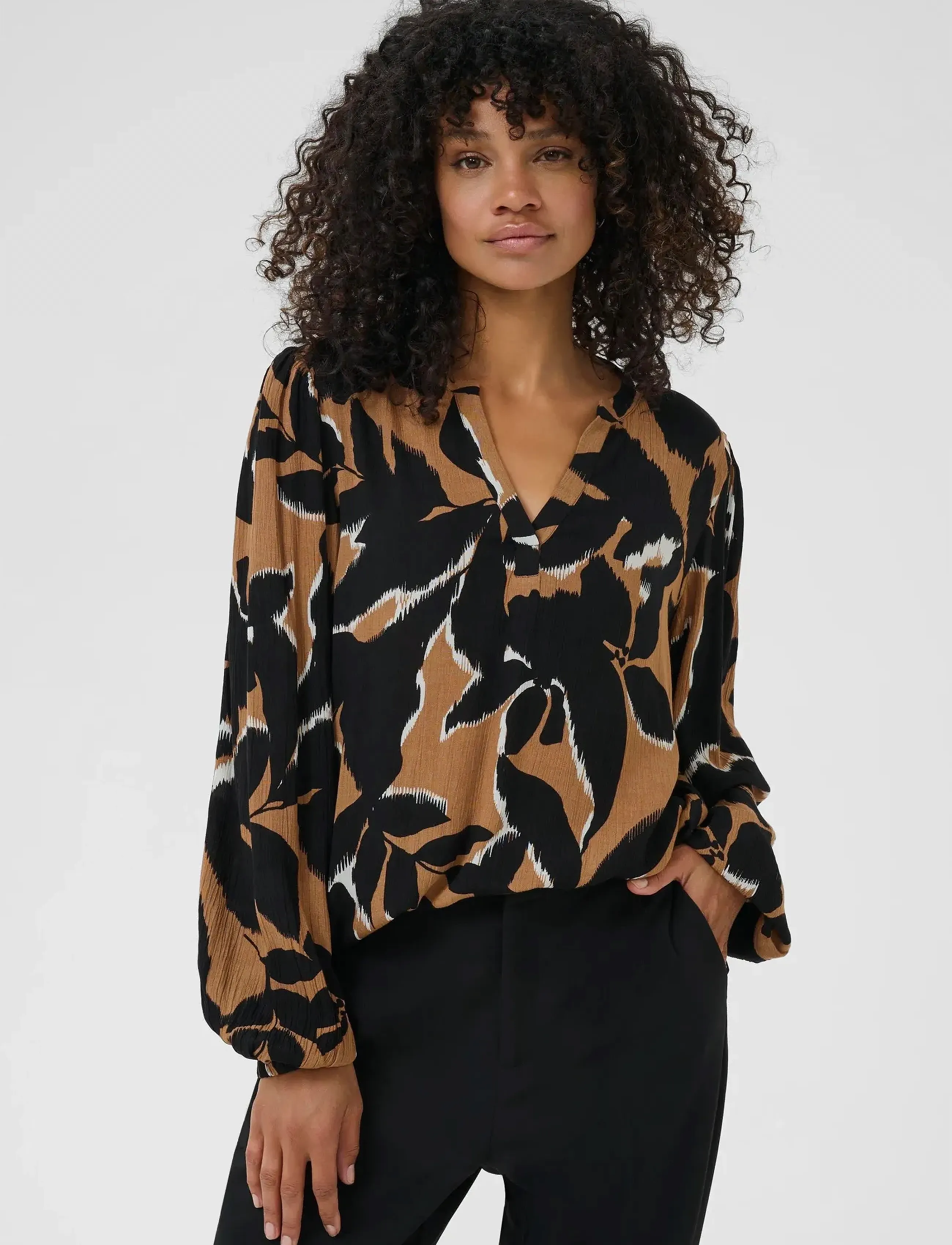 Kaffe Kabeate Amber Blouse, 34, Beige, Bluser > Langærmede, Dame