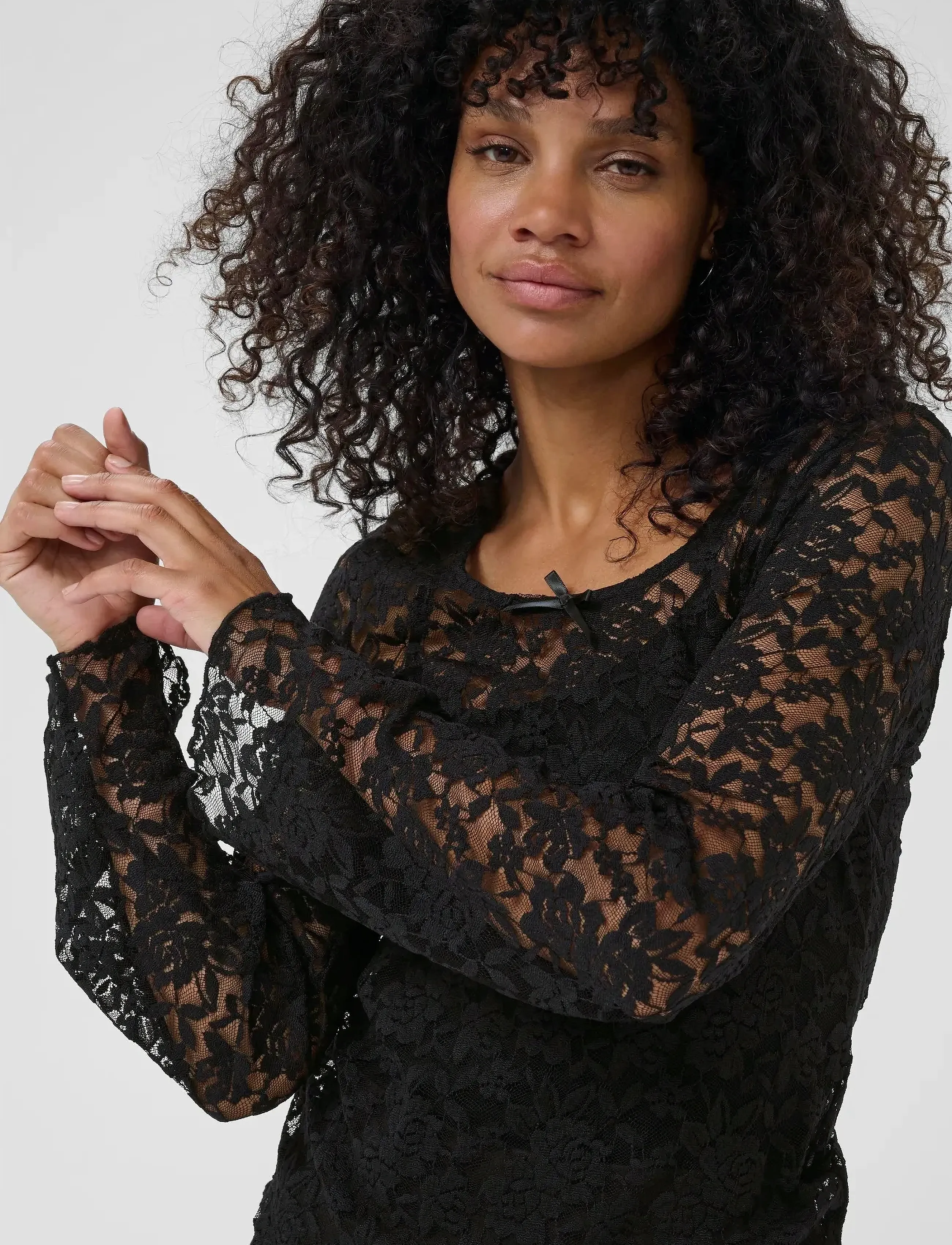 Kaffe - KAmerlan Lace Tshirt - långärmade toppar - black deep - 5