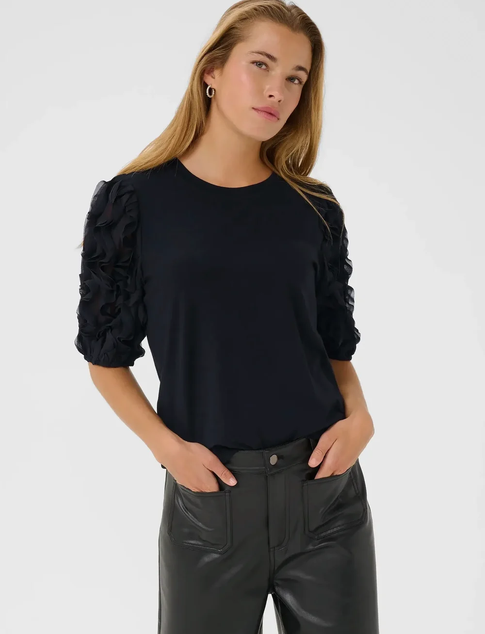 Kaffe - KAlinda Frill T-Shirt - t-shirts - black deep - 0