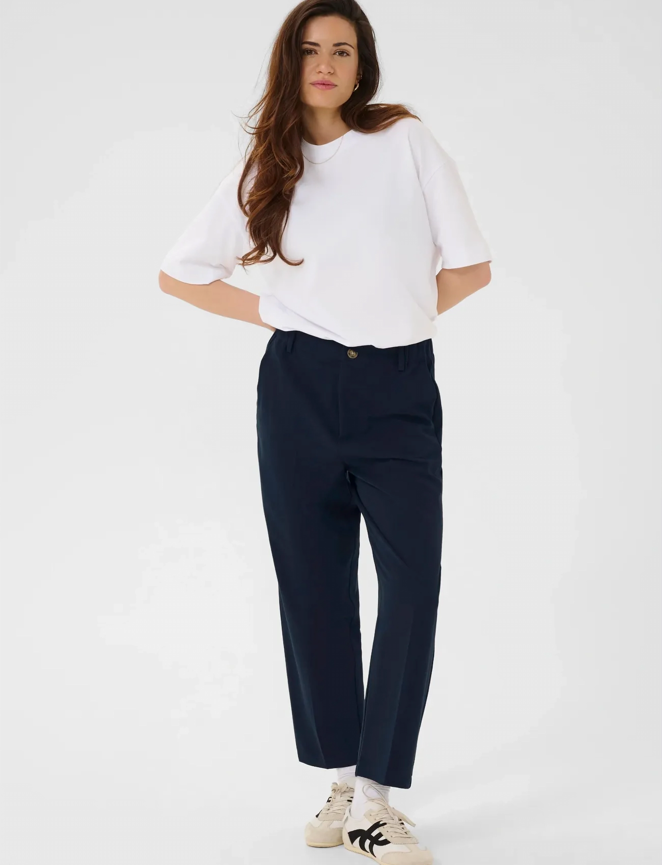 Kaffe - KAheather Cropped Pants - festtøj til outletpriser - midnight marine - 3