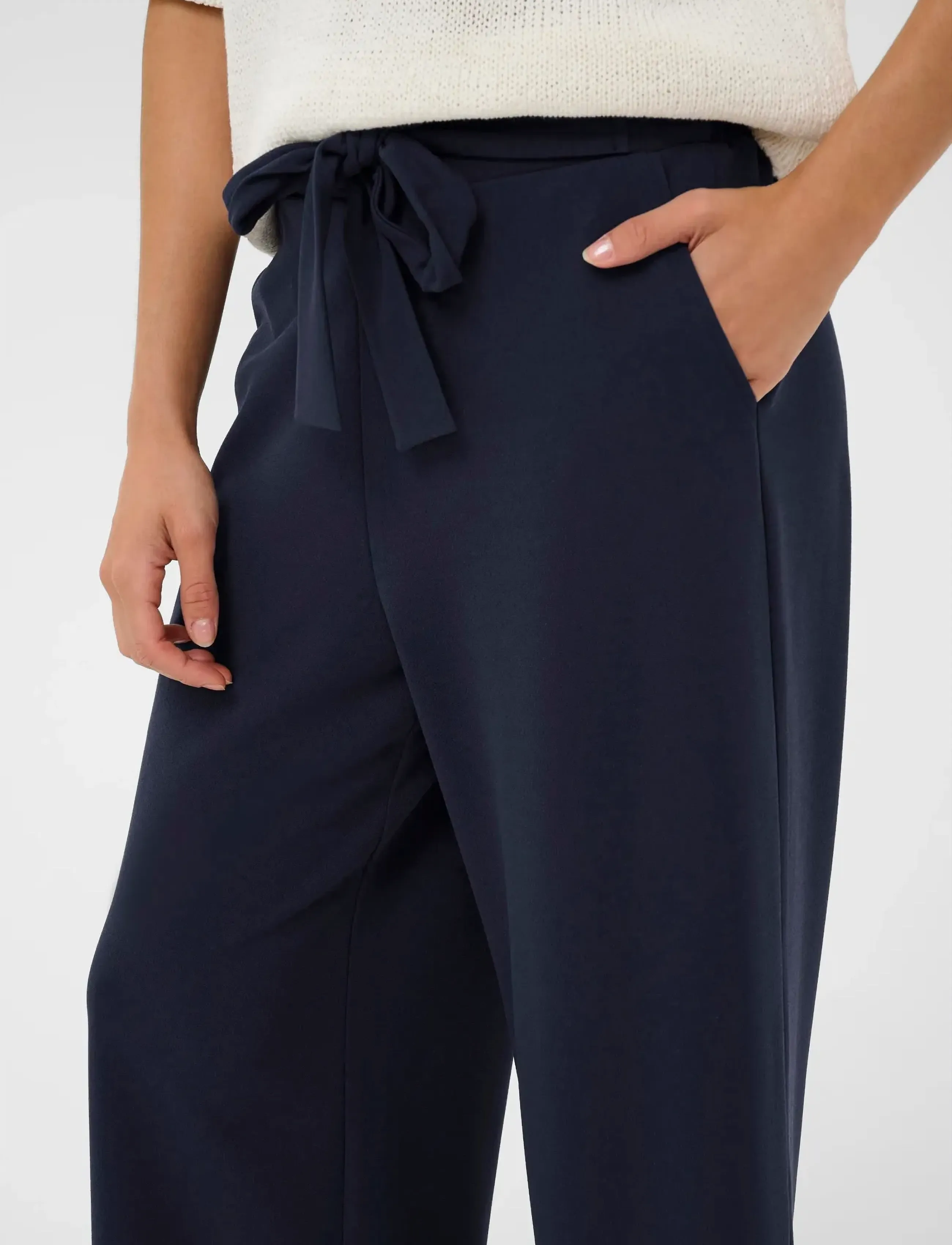 Kaphoebe Pants Cropped 4
