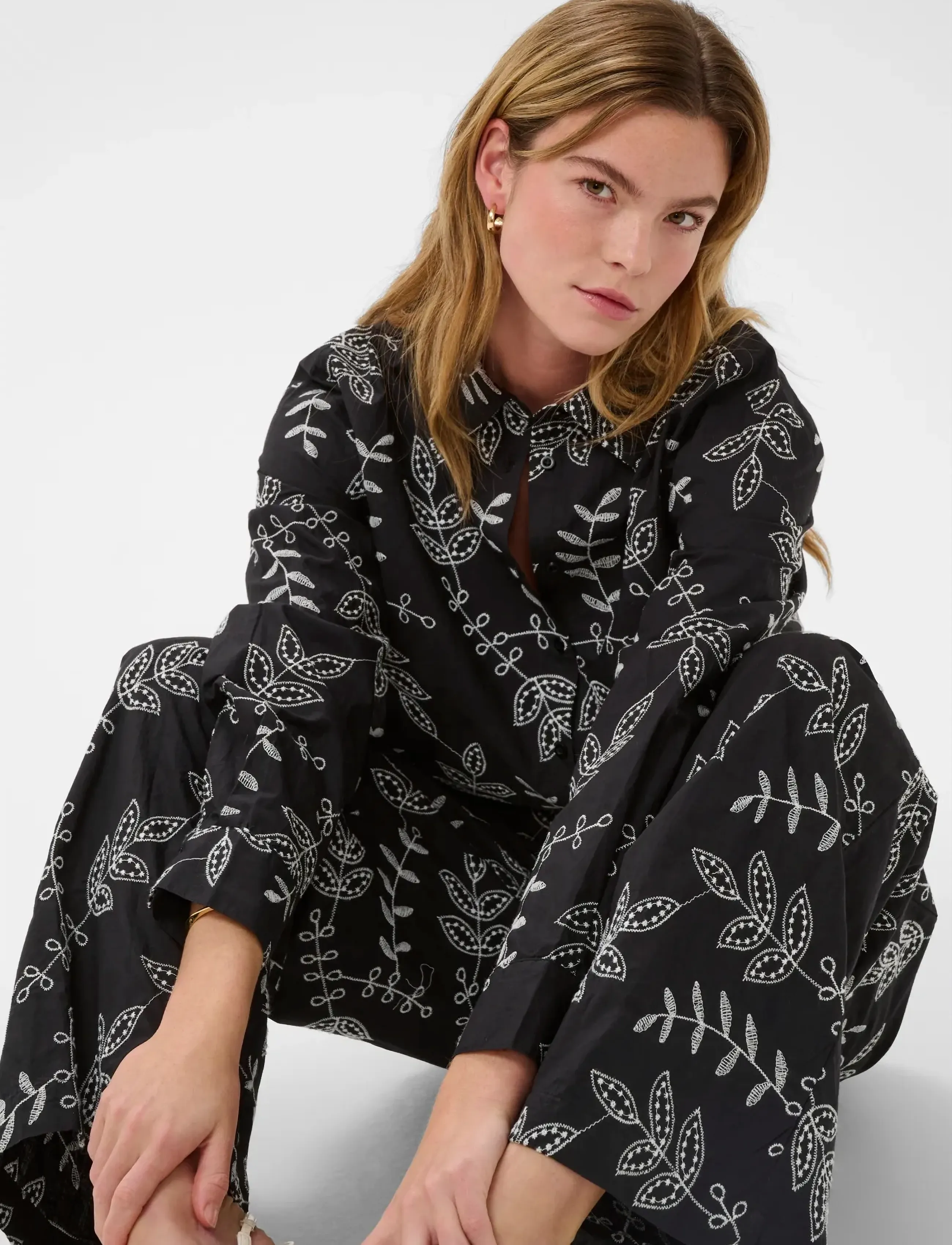 Kaffe - KAelora Shirt - långärmade skjortor - black chalk embroidery - 5