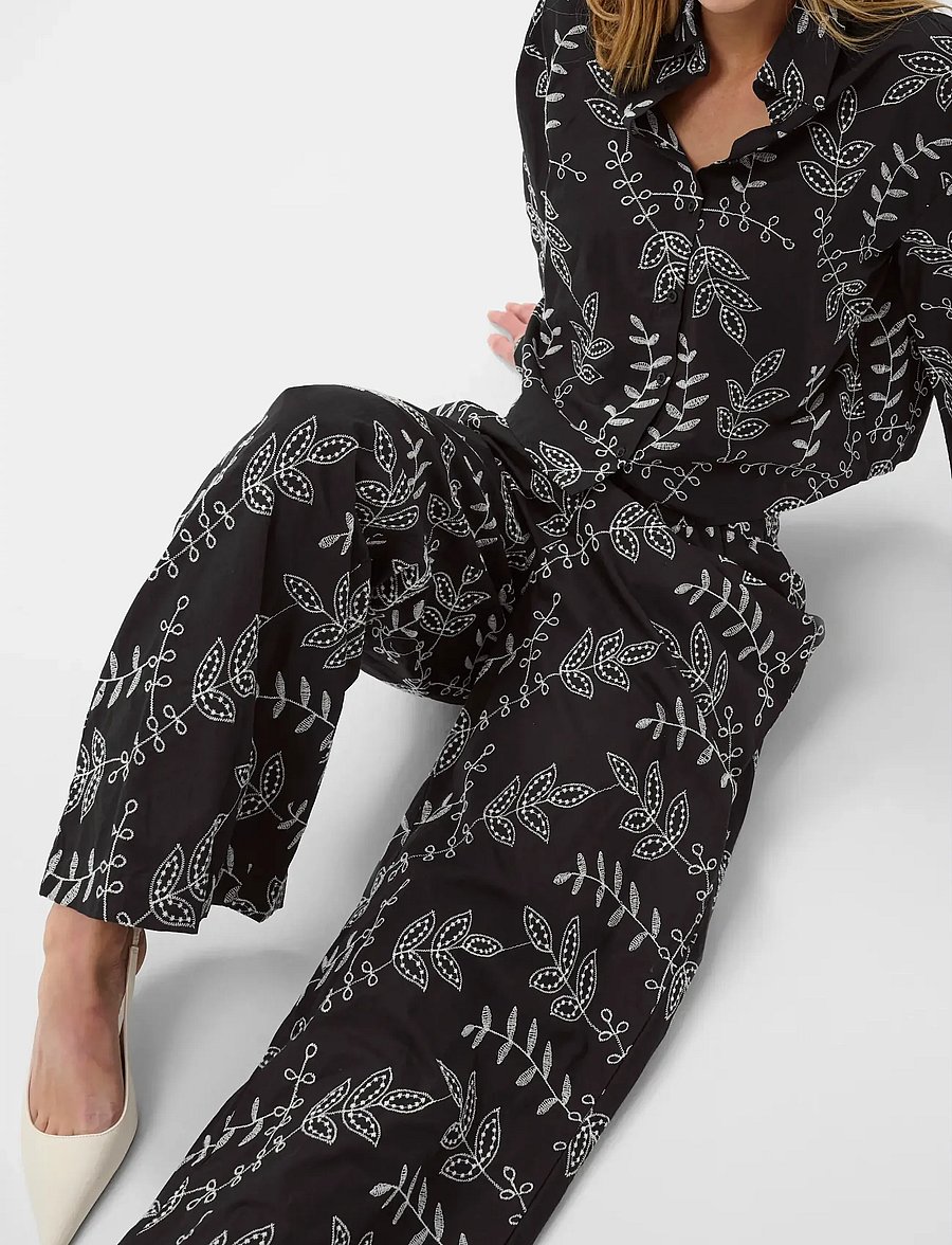 Kaffe - KAelora Pants - bukser med brede ben - black chalk embroidery - 5