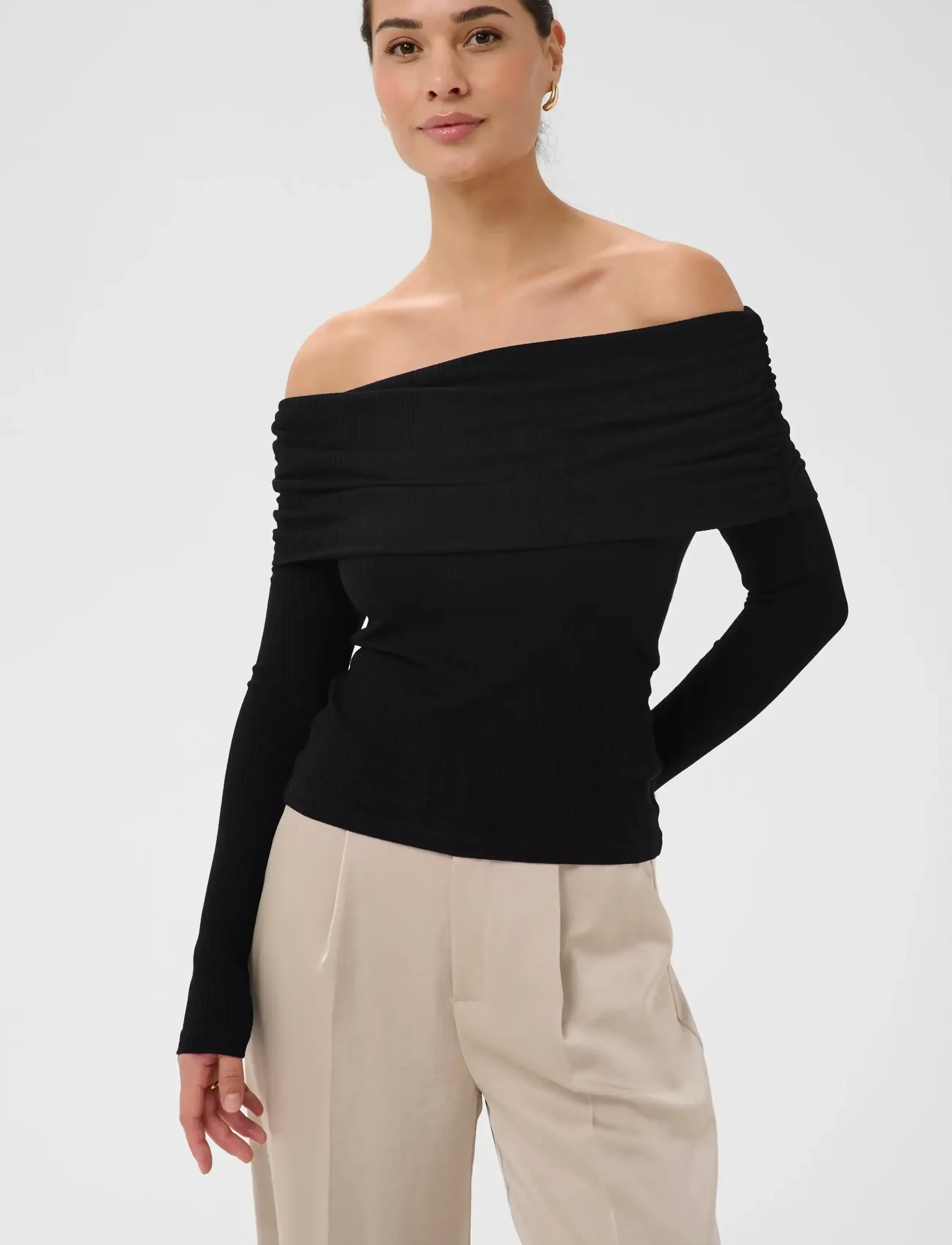 Kaffe Kaaubree Offshoulder T-Shirt, Kvinder, Off Shoulder Top, Sort, Str: XXL
