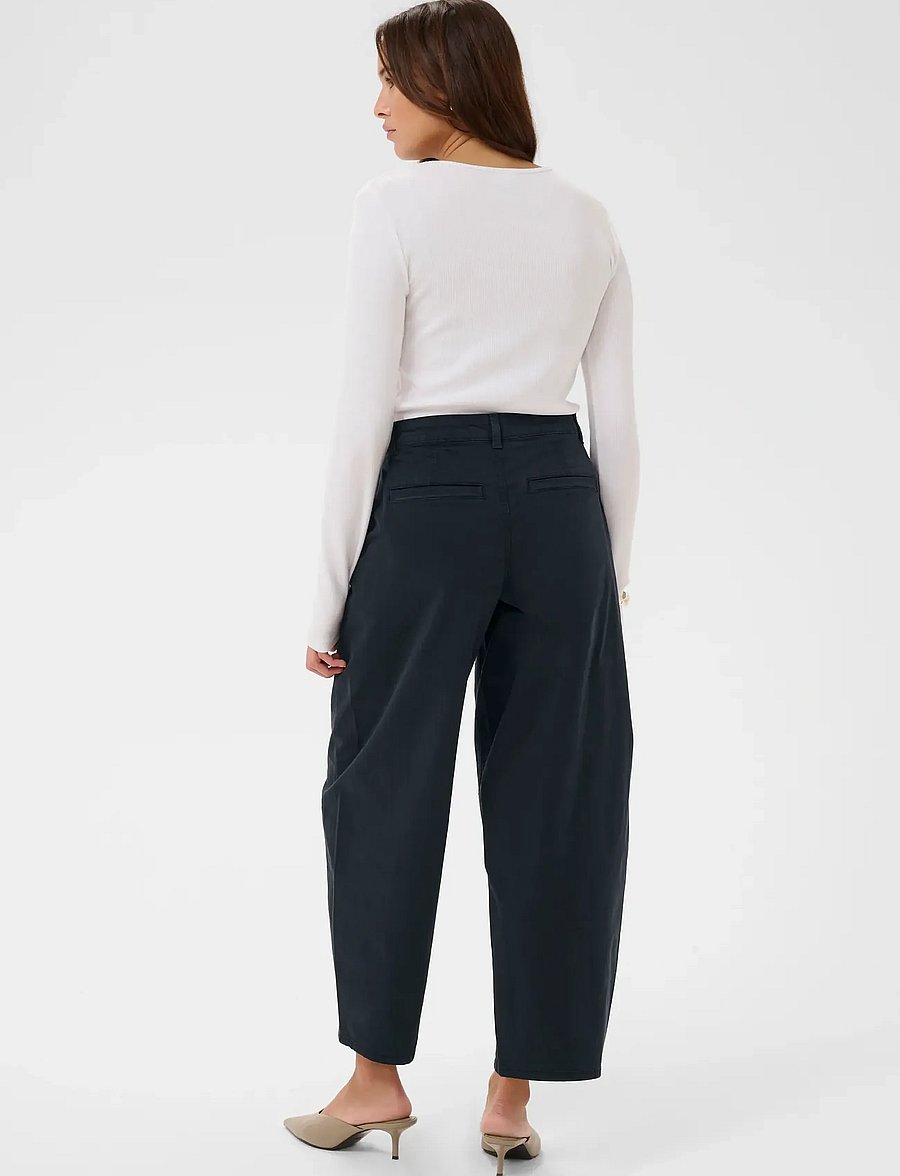 Kaffe - KAmette Barrel Pant - barrel-bukser - midnight marine - 4