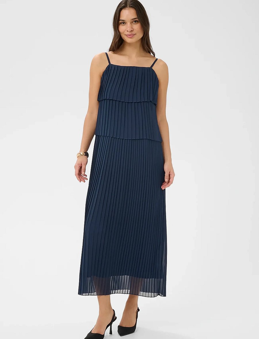 Kaffe - KAkiera Plissé Dress - sommerkleider - midnight marine - 0