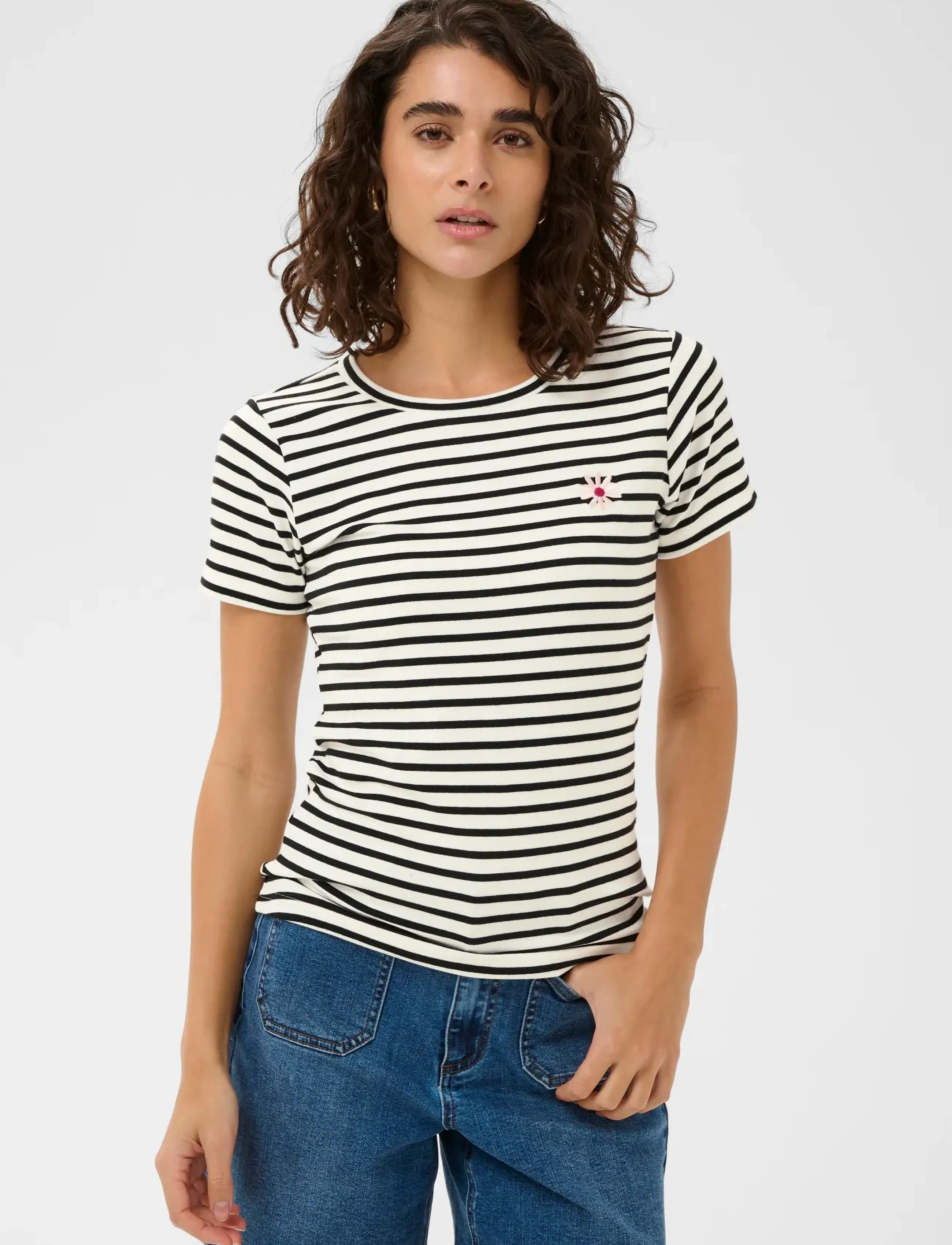 Kaffe Kaliddy Flower T-Shirt, S, T-shirts & Oberteile, Schwarz - Short-sleeved, Frauen
